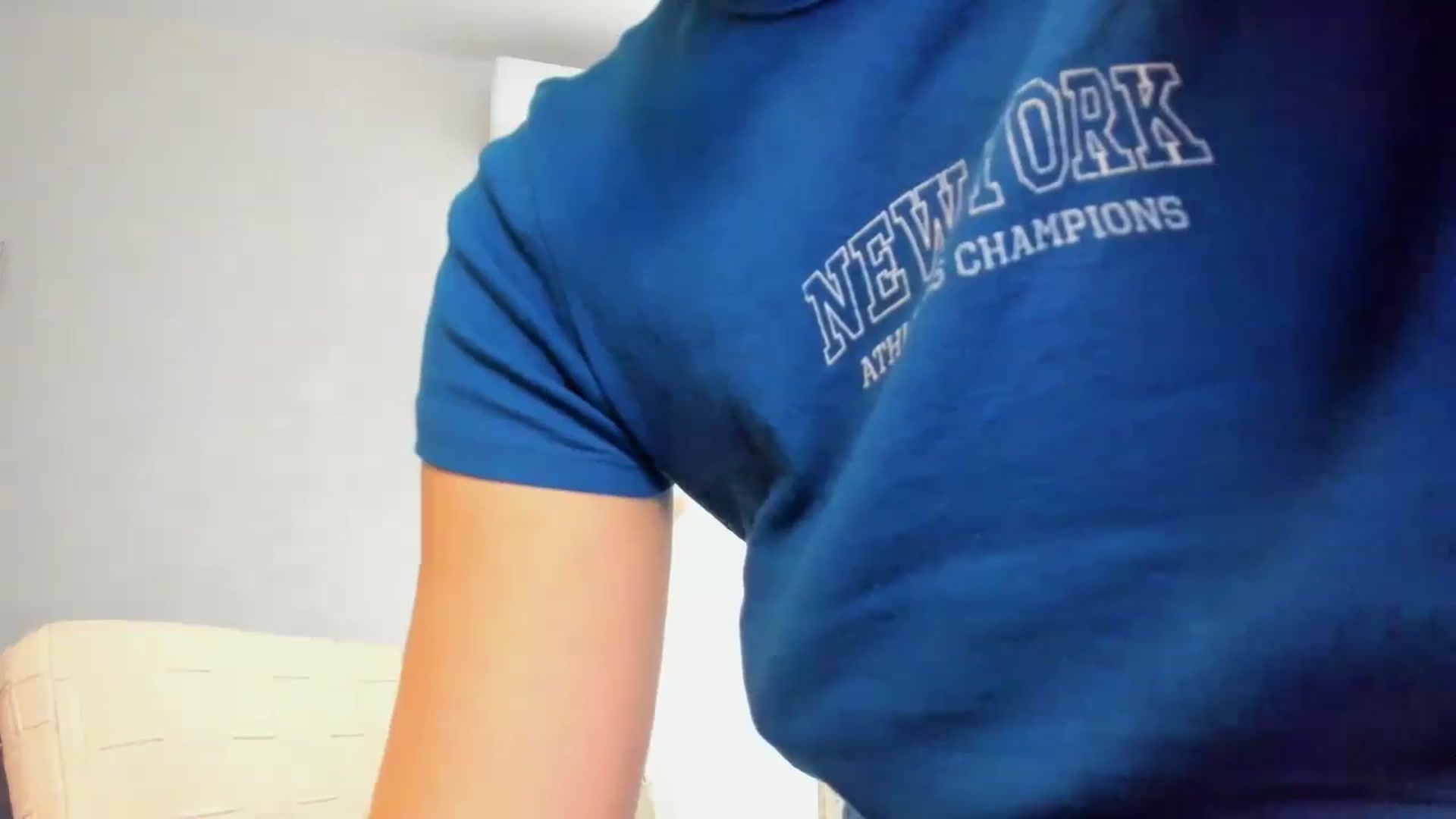 Gallery image thumbnail from WaveOfLove's myfreecams stream on, 05/14/2024, 11:38 image 16 of 20