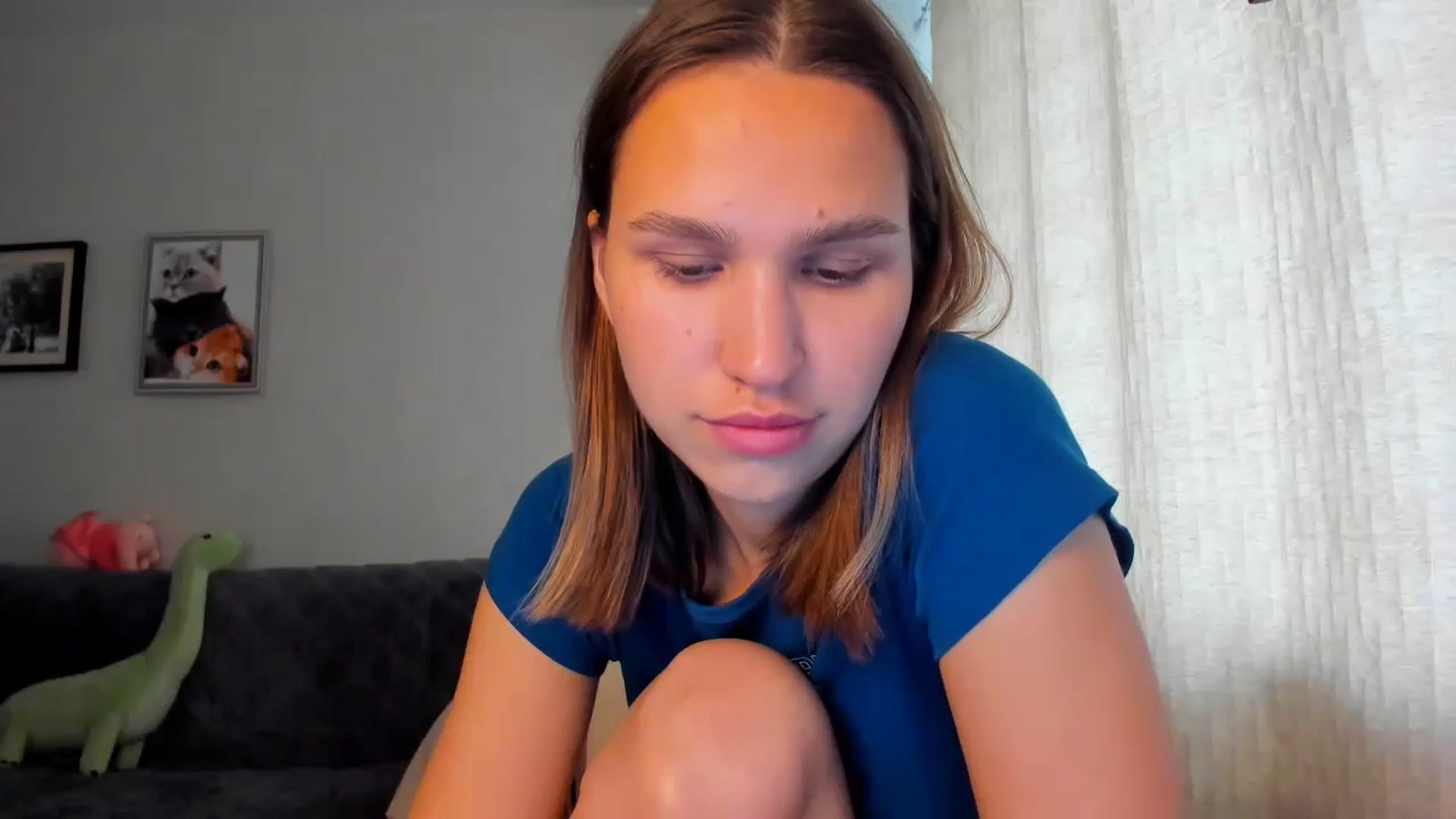 Gallery image thumbnail from WaveOfLove's myfreecams stream on, 05/14/2024, 12:17 image 8 of 20