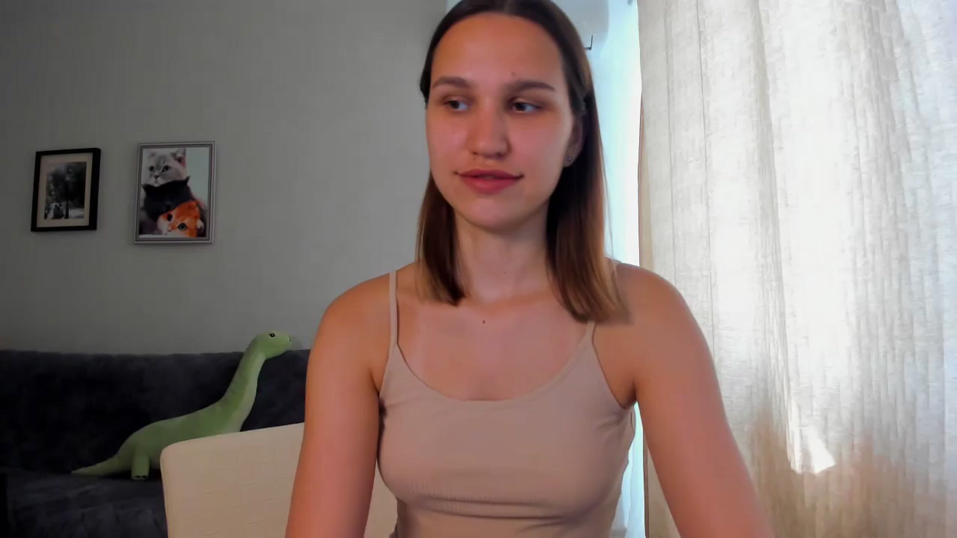 Gallery image thumbnail from WaveOfLove's myfreecams stream on, 05/27/2024, 12:50 image 13 of 20