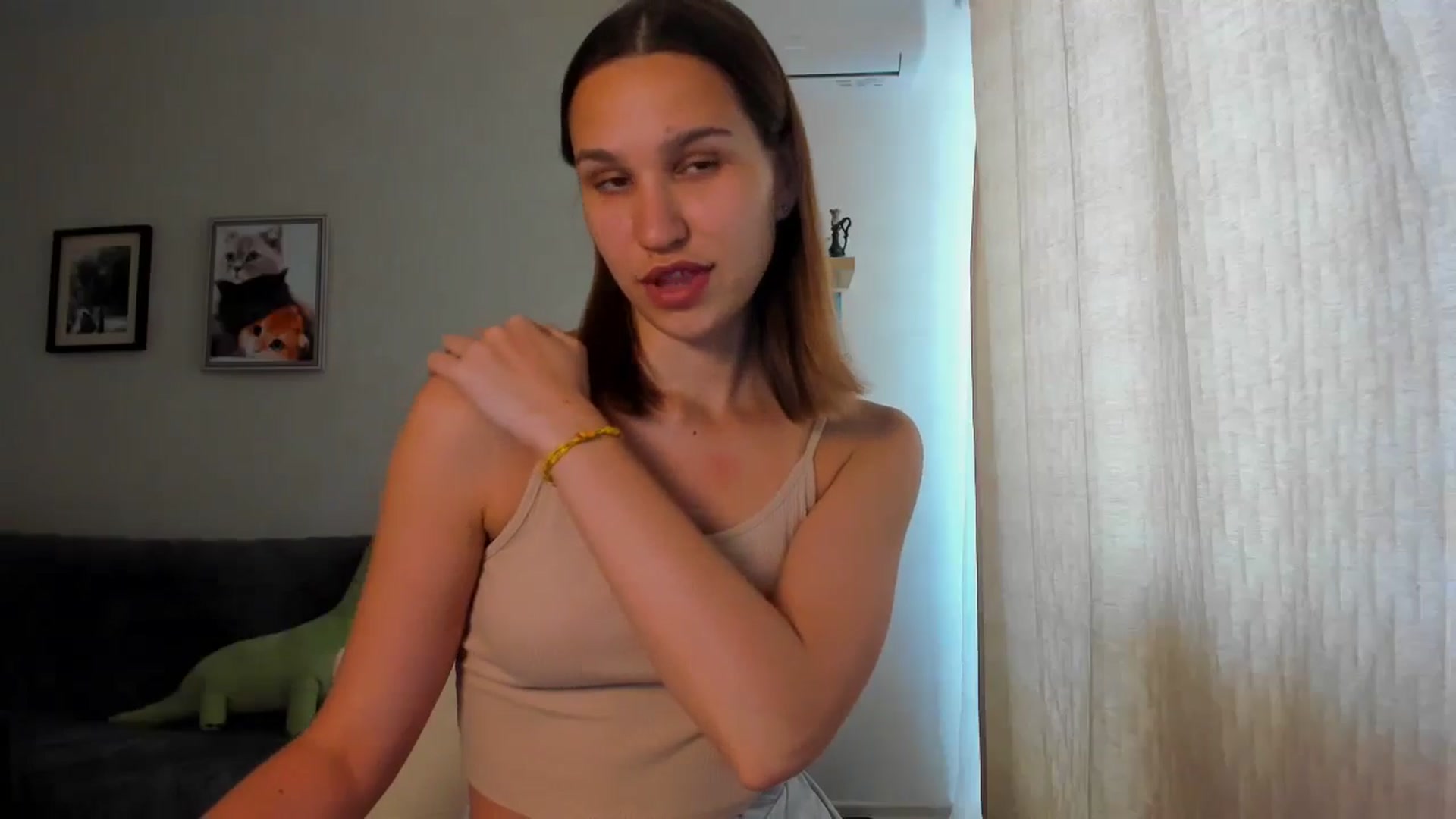 Gallery image thumbnail from WaveOfLove's myfreecams stream on, 05/27/2024, 12:50 image 2 of 20
