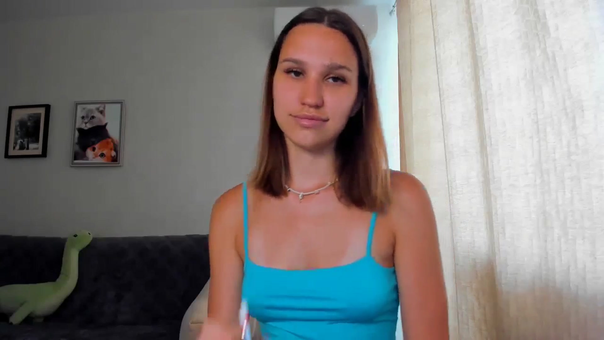 Gallery image thumbnail from WaveOfLove's myfreecams stream on, 06/19/2024, 11:27 image 10 of 20