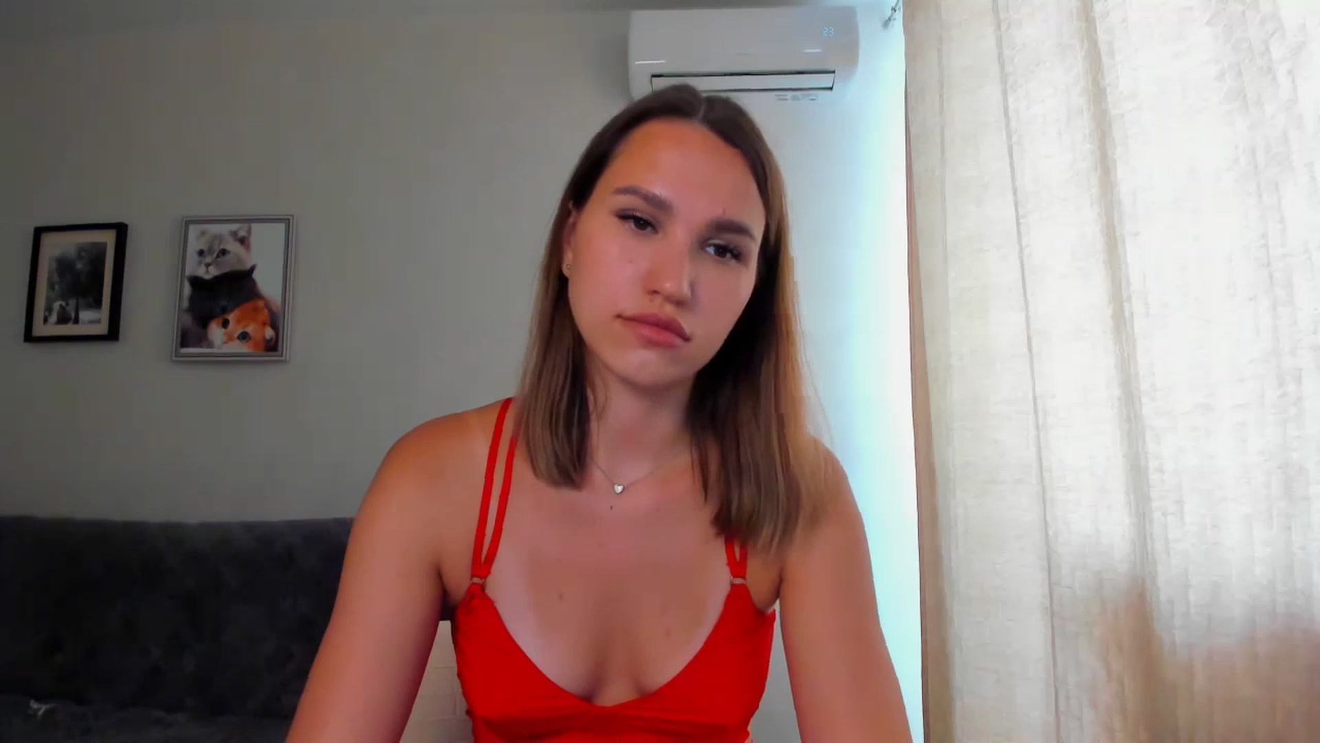 Gallery image thumbnail from WaveOfLove's myfreecams stream on, 06/20/2024, 11:46 image 20 of 20