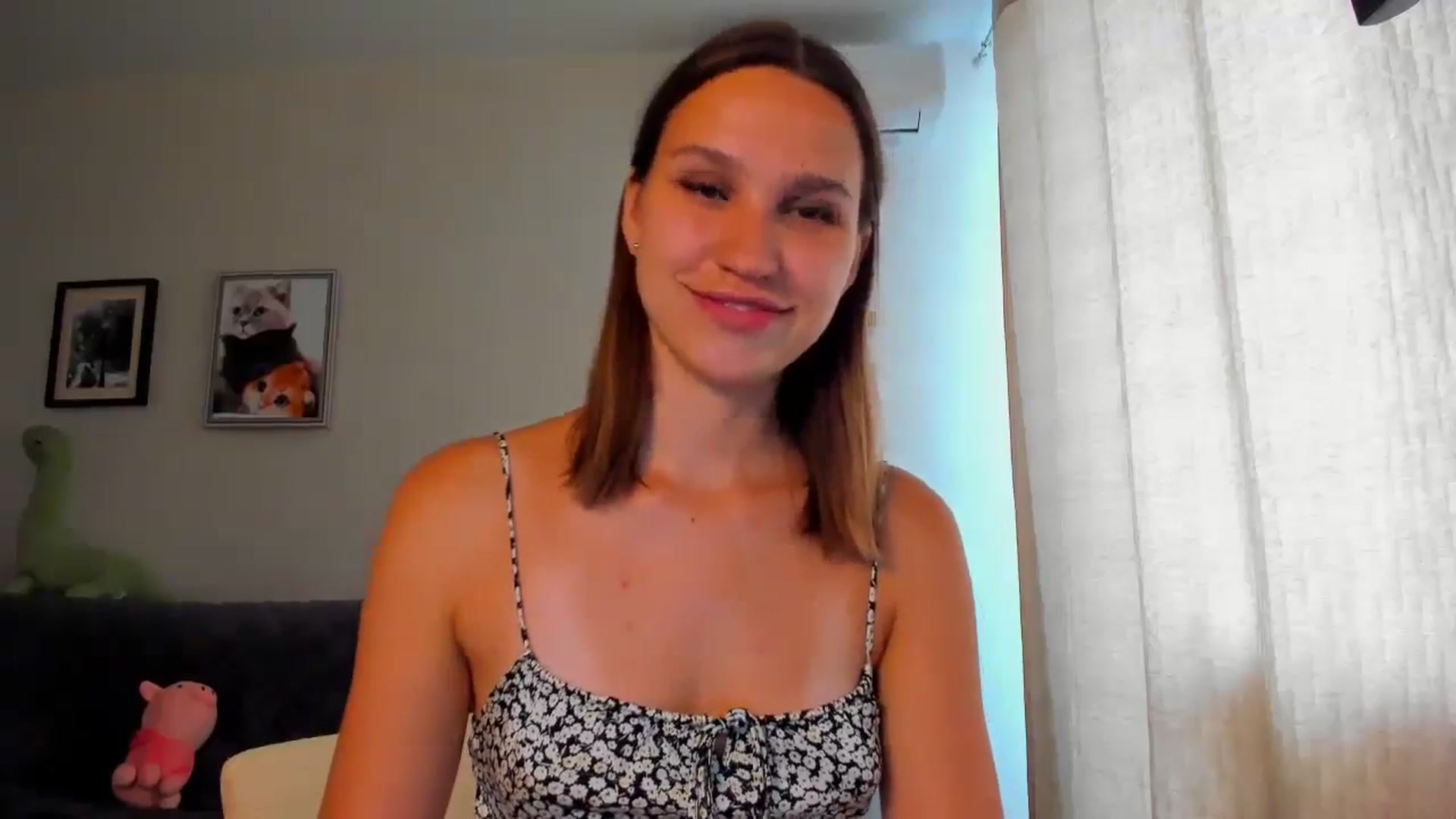 Gallery image thumbnail from WaveOfLove's myfreecams stream on, 06/24/2024, 11:55 image 7 of 20