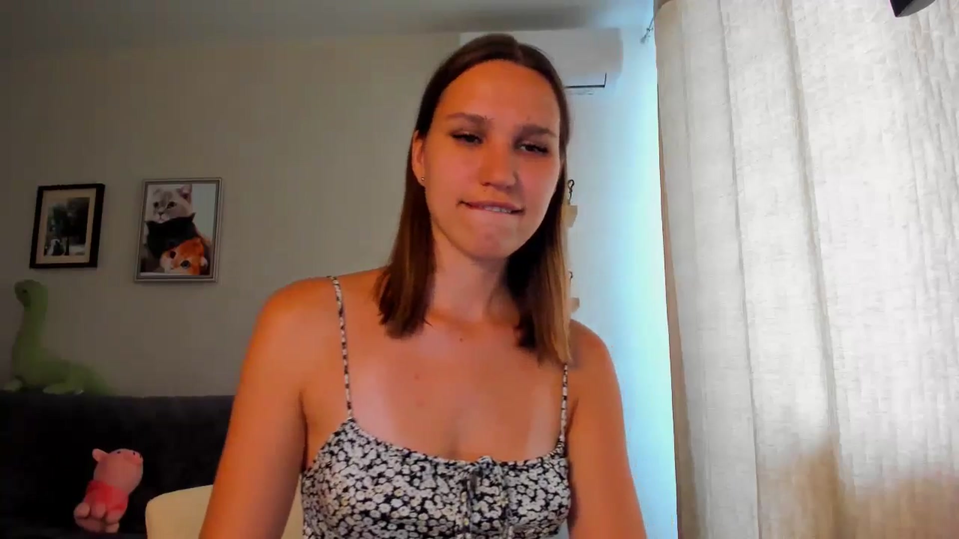 Gallery image thumbnail from WaveOfLove's myfreecams stream on, 06/24/2024, 11:55 image 8 of 20