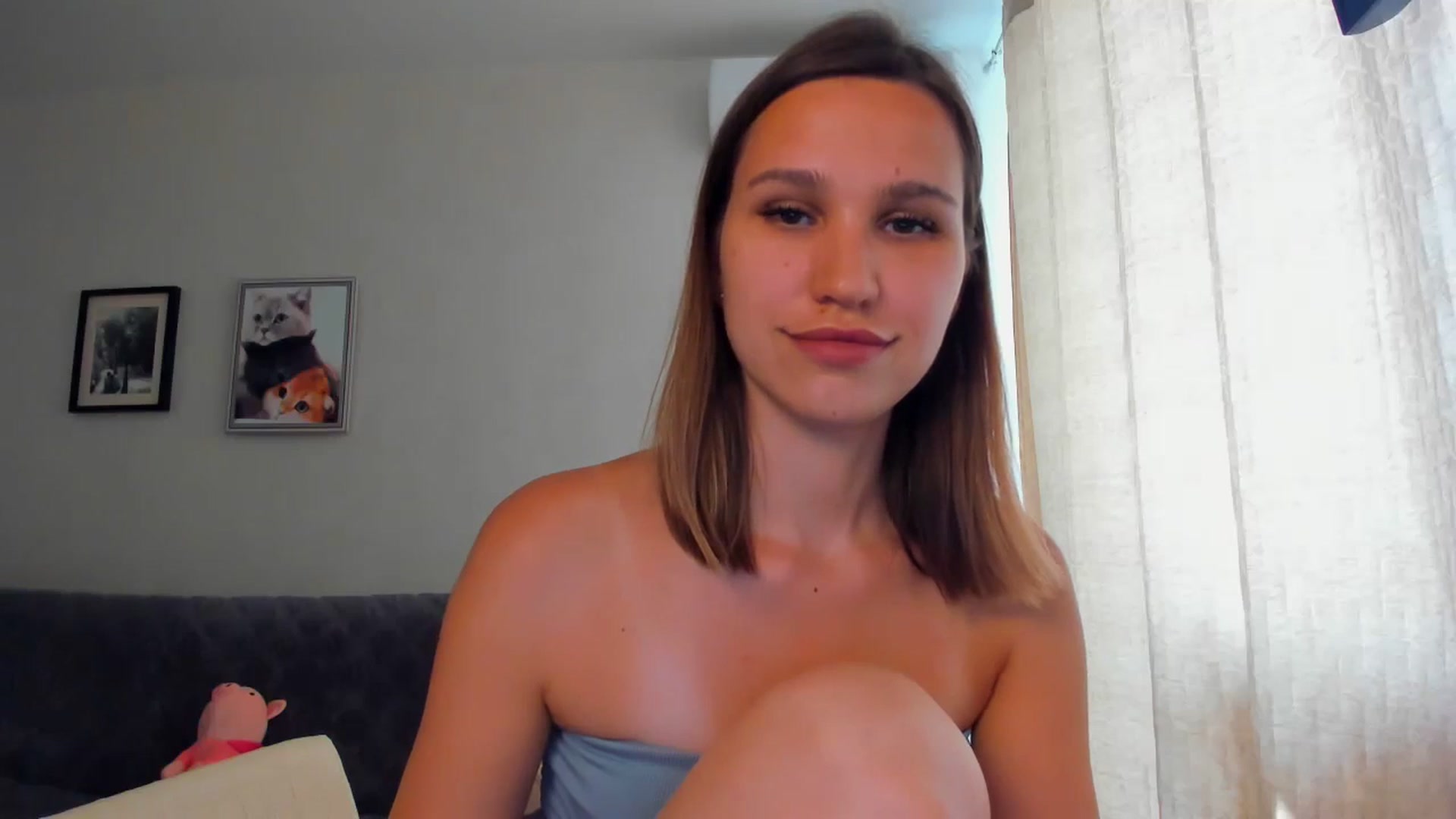 Gallery image thumbnail from WaveOfLove's myfreecams stream on, 06/25/2024, 12:44 image 7 of 20