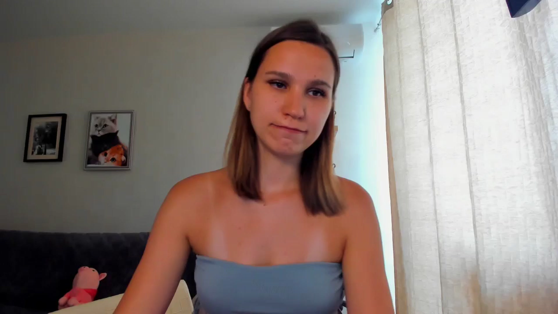 Gallery image thumbnail from WaveOfLove's myfreecams stream on, 06/25/2024, 12:44 image 1 of 20