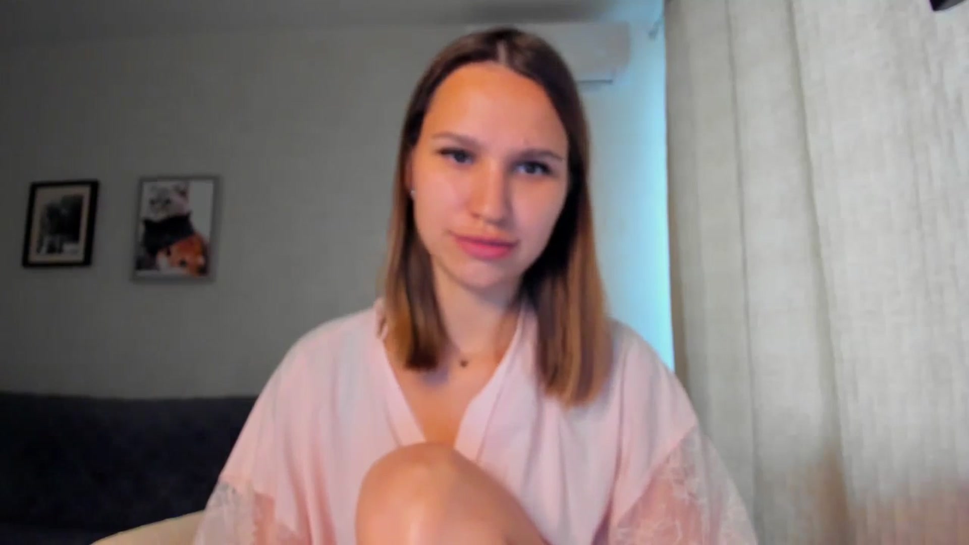 Gallery image thumbnail from WaveOfLove's myfreecams stream on, 06/28/2024, 12:11 image 13 of 20