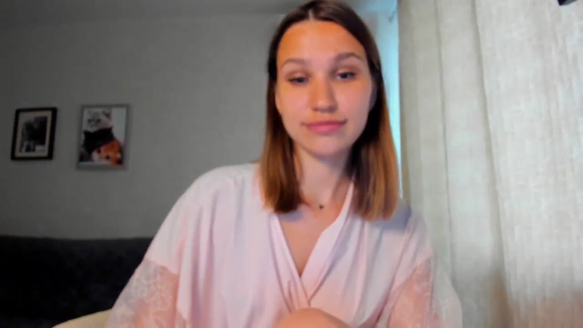 Gallery image thumbnail from WaveOfLove's myfreecams stream on, 06/28/2024, 12:11 image 2 of 20