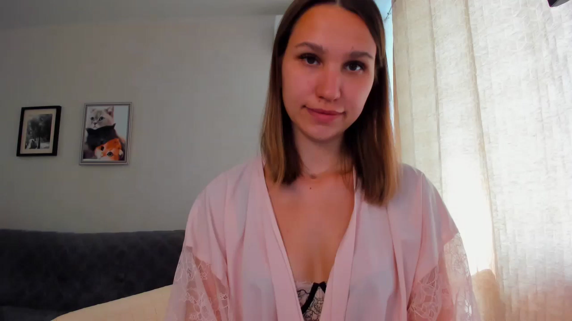 Gallery image thumbnail from WaveOfLove's myfreecams stream on, 06/28/2024, 12:56 image 19 of 20