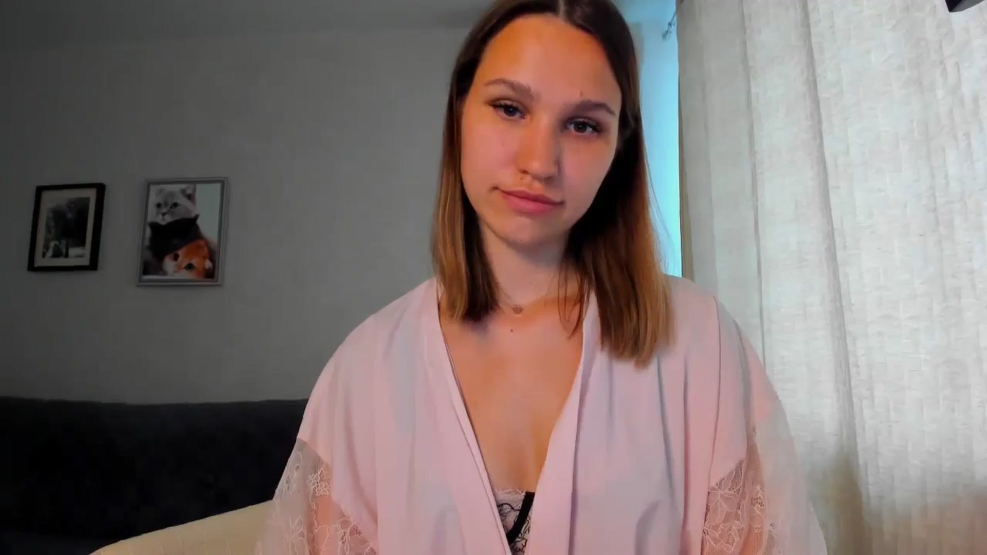 Gallery image thumbnail from WaveOfLove's myfreecams stream on, 06/28/2024, 12:56 image 17 of 20