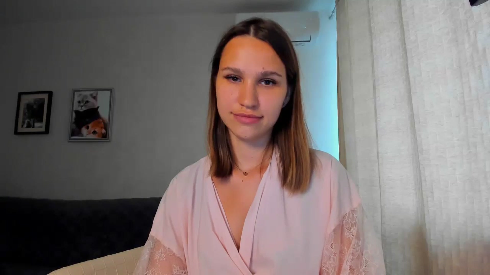 Gallery image thumbnail from WaveOfLove's myfreecams stream on, 06/28/2024, 12:56 image 2 of 20