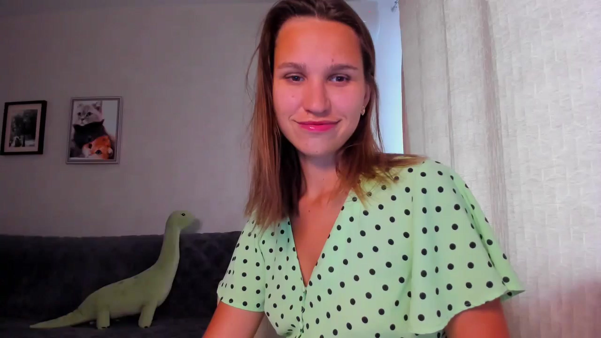 Gallery image thumbnail from WaveOfLove's myfreecams stream on, 07/26/2024, 12:01 image 18 of 20