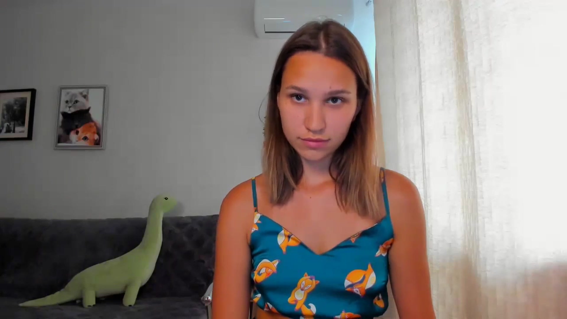 Gallery image thumbnail from WaveOfLove's myfreecams stream on, 07/26/2024, 13:42 image 6 of 20