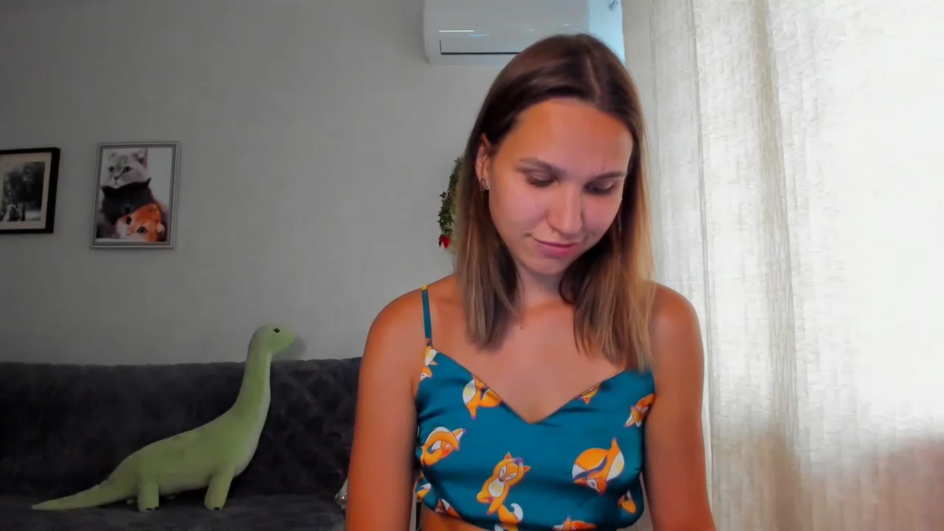 Gallery image thumbnail from WaveOfLove's myfreecams stream on, 07/26/2024, 13:42 image 5 of 20