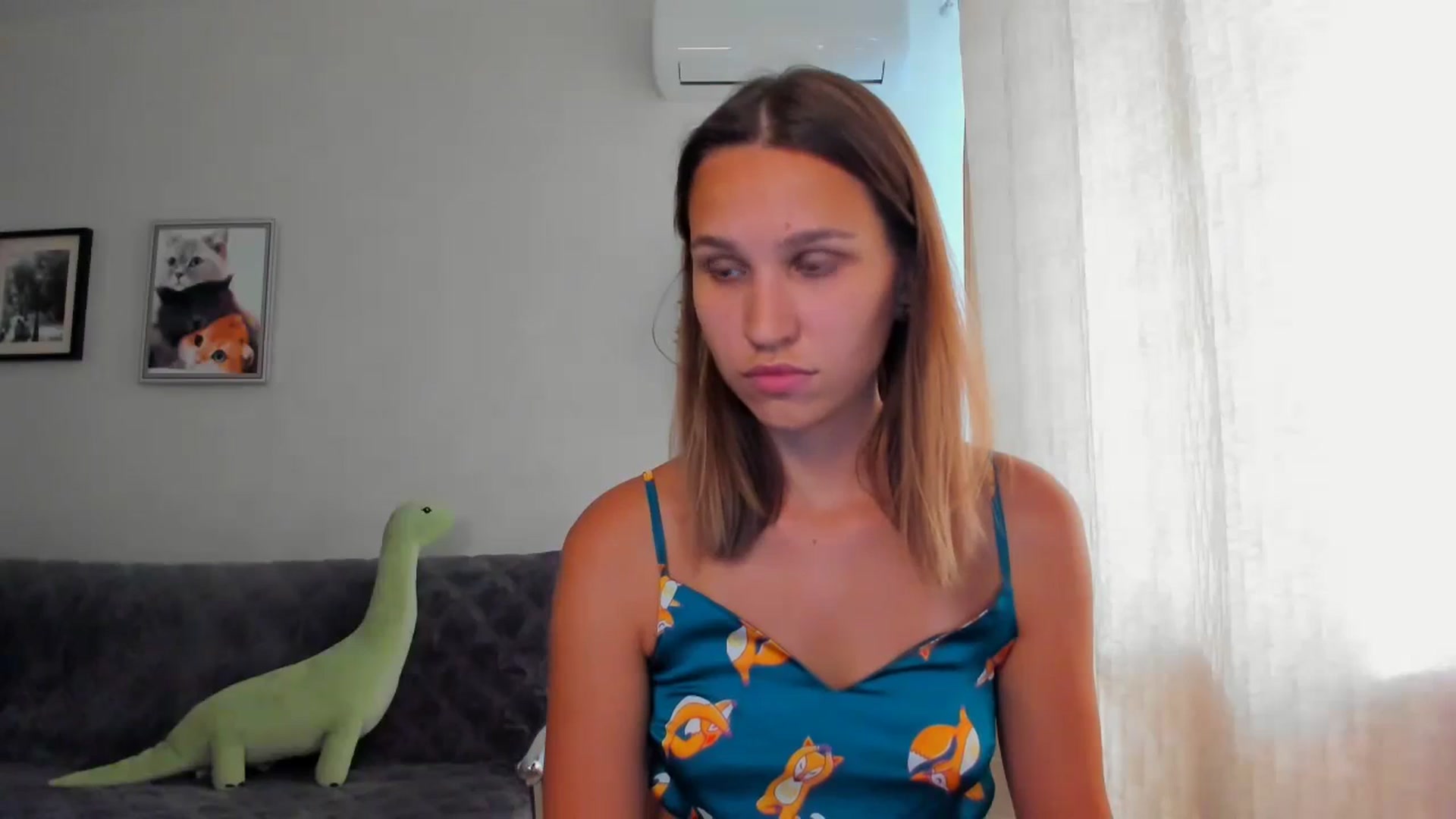 Gallery image thumbnail from WaveOfLove's myfreecams stream on, 07/26/2024, 13:42 image 14 of 20