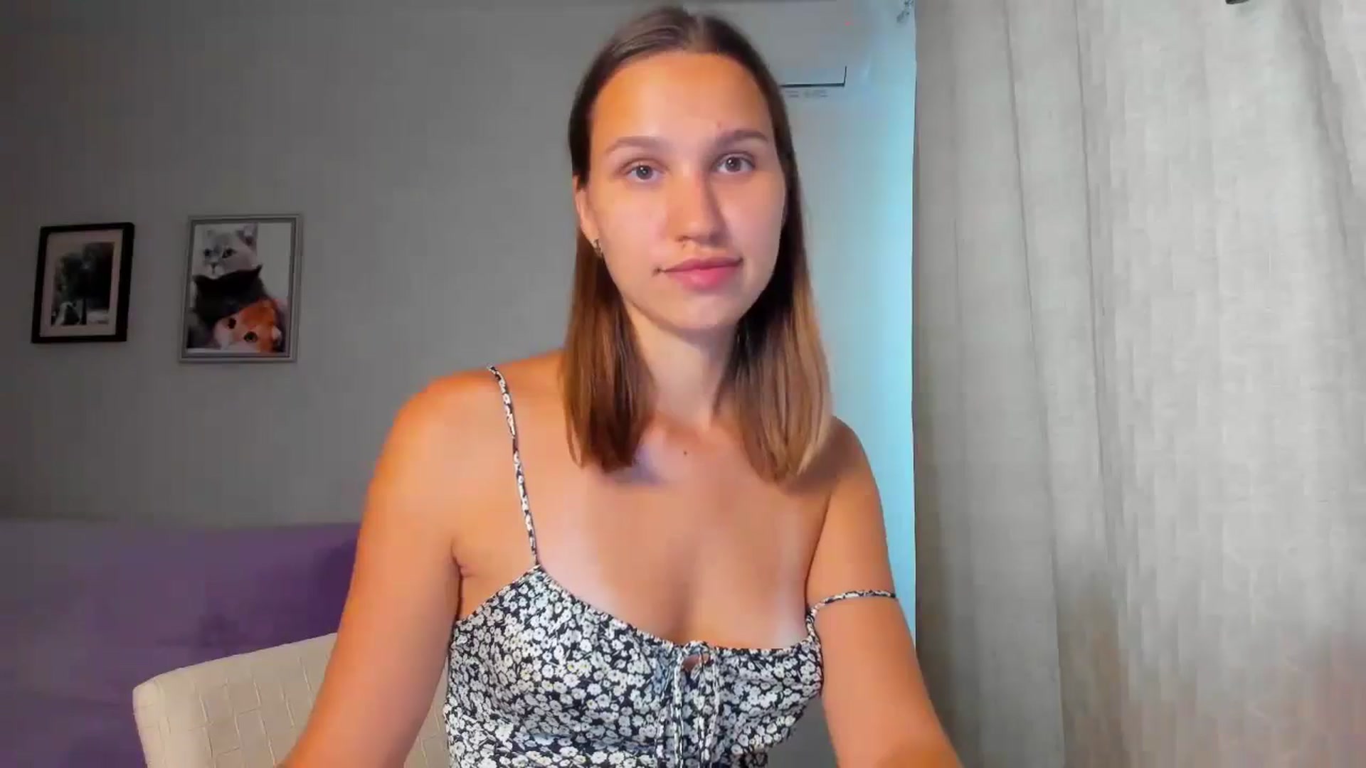 Gallery image thumbnail from WaveOfLove's myfreecams stream on, 08/14/2024, 12:27 image 13 of 20