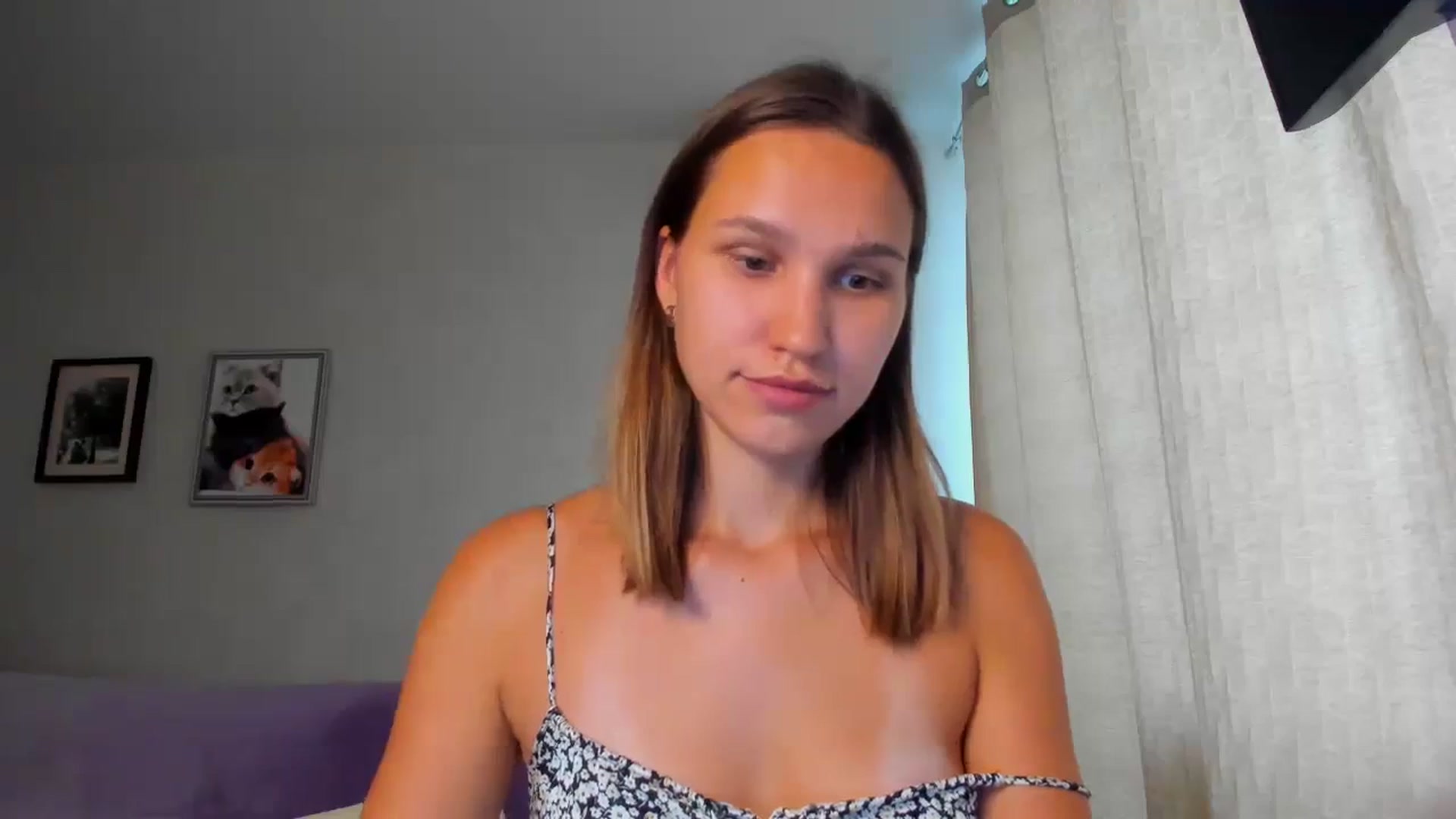 Gallery image thumbnail from WaveOfLove's myfreecams stream on, 08/14/2024, 12:27 image 5 of 20