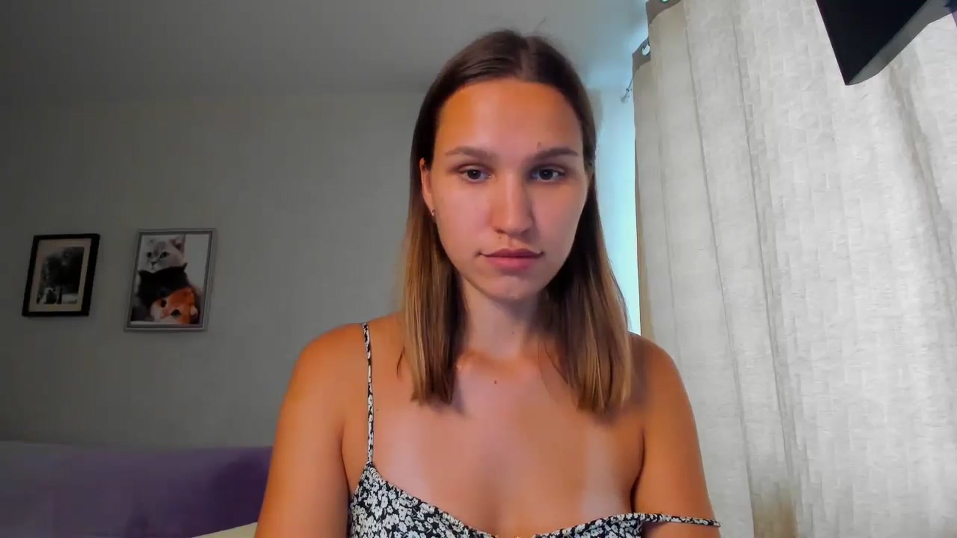 Gallery image thumbnail from WaveOfLove's myfreecams stream on, 08/14/2024, 12:27 image 4 of 20