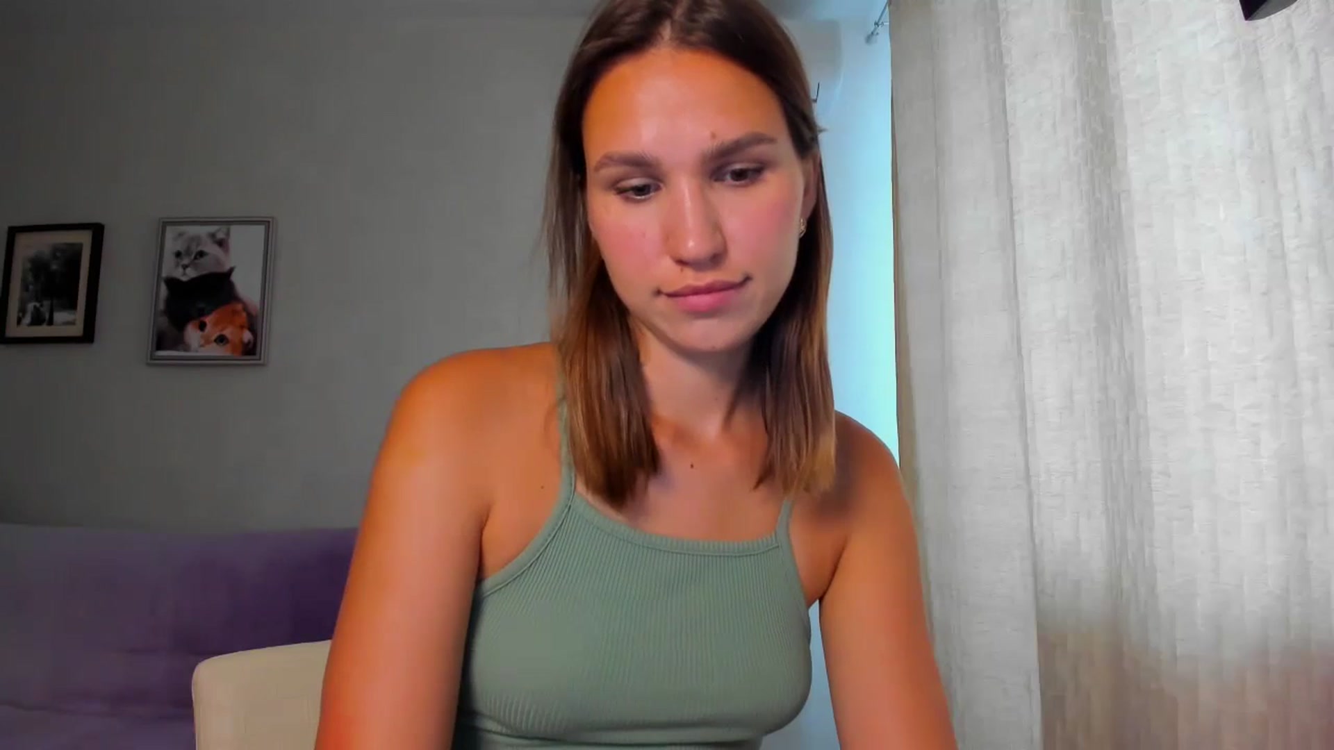 Gallery image thumbnail from WaveOfLove's myfreecams stream on, 08/15/2024, 12:09 image 6 of 20