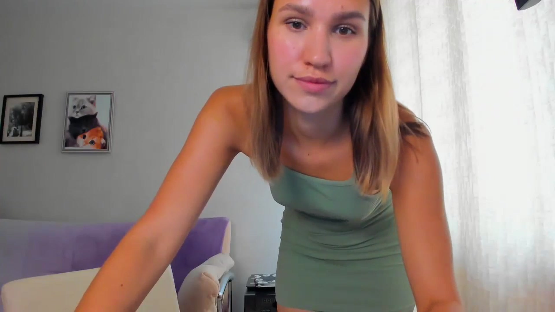 Gallery image thumbnail from WaveOfLove's myfreecams stream on, 08/15/2024, 12:09 image 13 of 20
