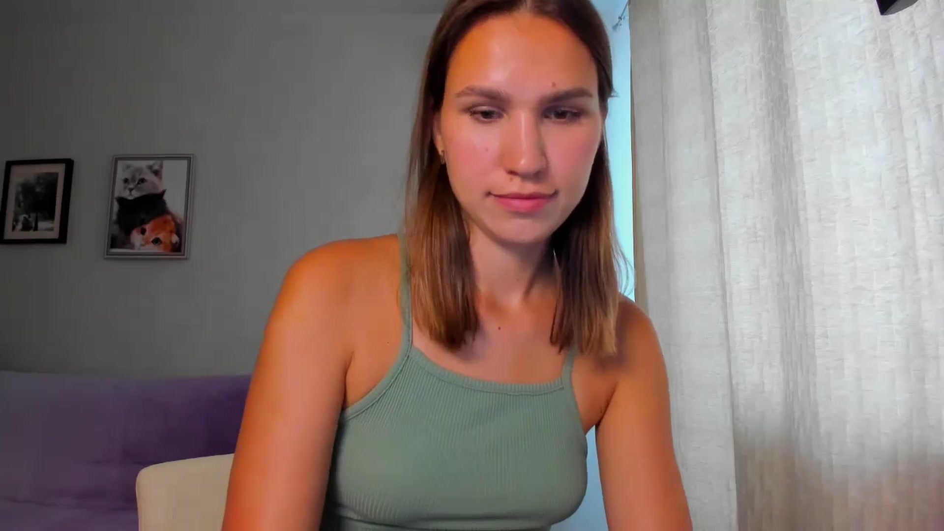 Gallery image thumbnail from WaveOfLove's myfreecams stream on, 08/15/2024, 12:09 image 8 of 20
