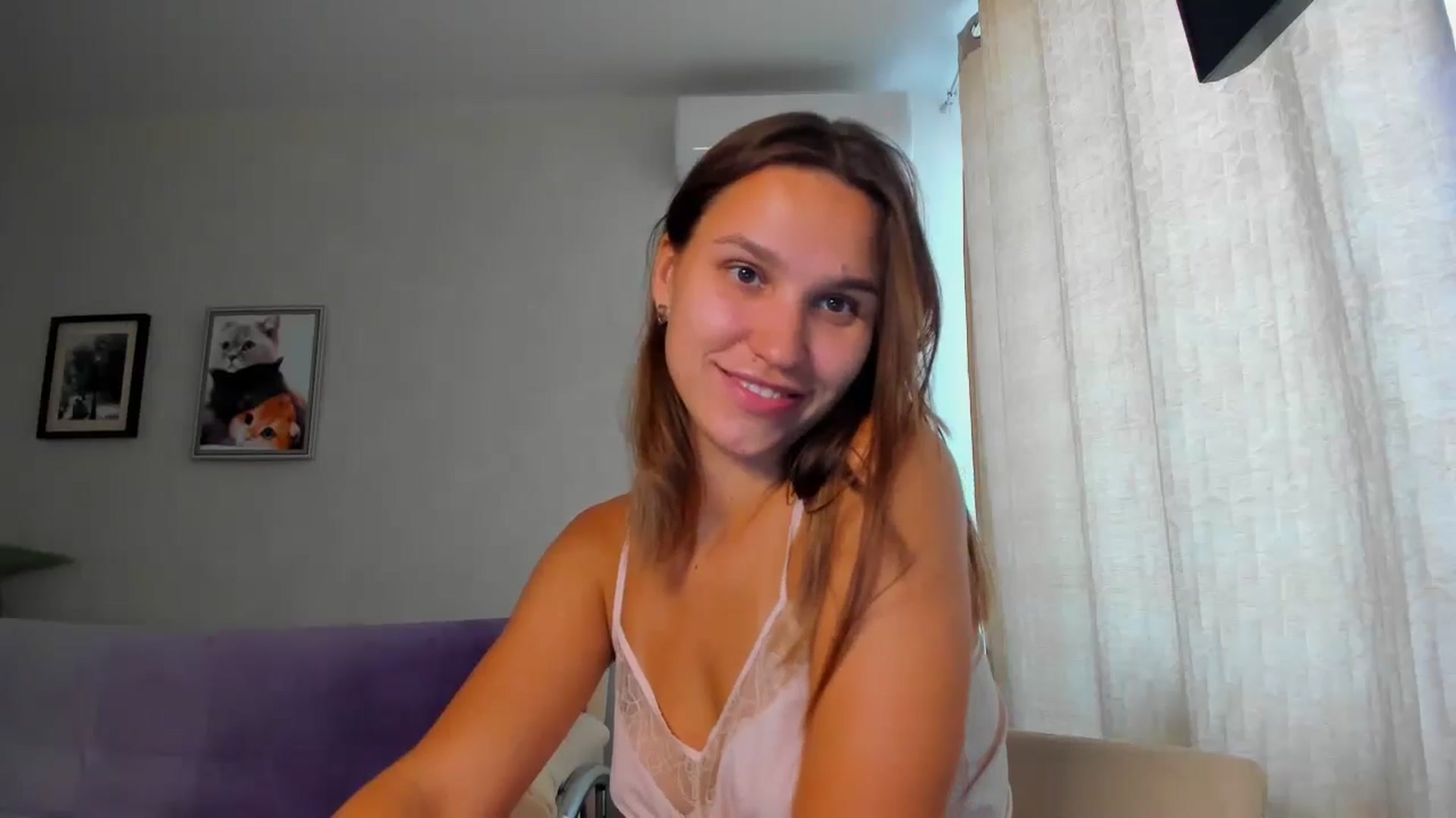 Gallery image thumbnail from WaveOfLove's myfreecams stream on, 08/20/2024, 10:51 image 14 of 20