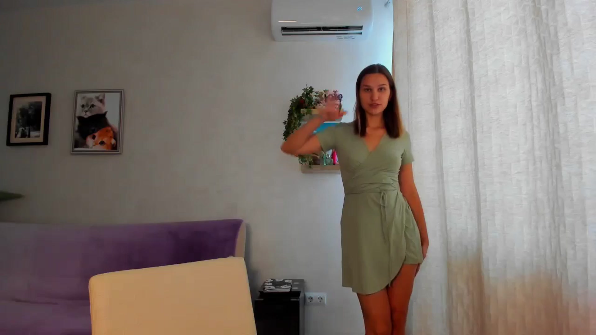 Gallery image thumbnail from WaveOfLove's myfreecams stream on, 08/23/2024, 10:31 image 2 of 20