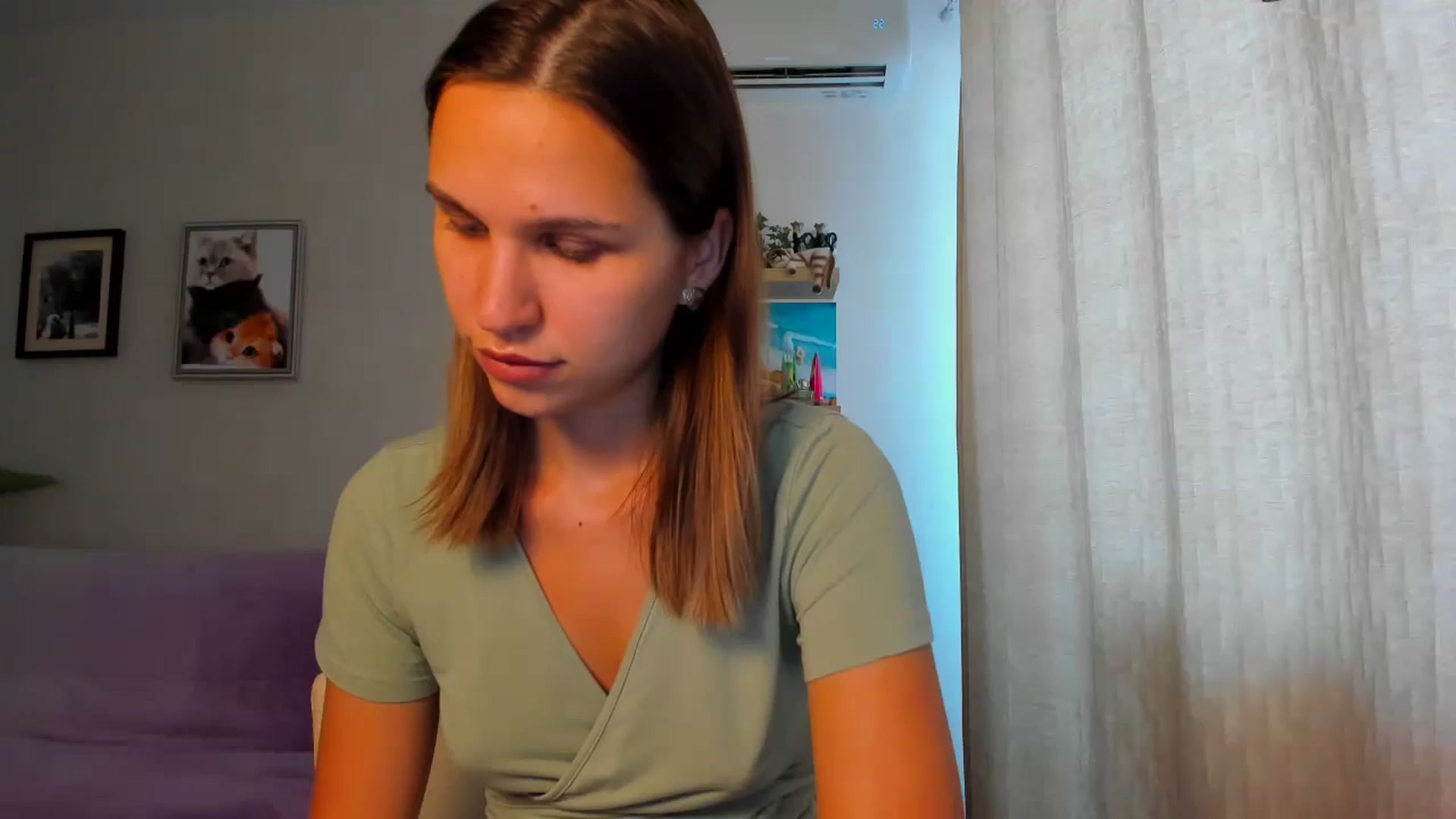 Gallery image thumbnail from WaveOfLove's myfreecams stream on, 08/23/2024, 10:56 image 1 of 20