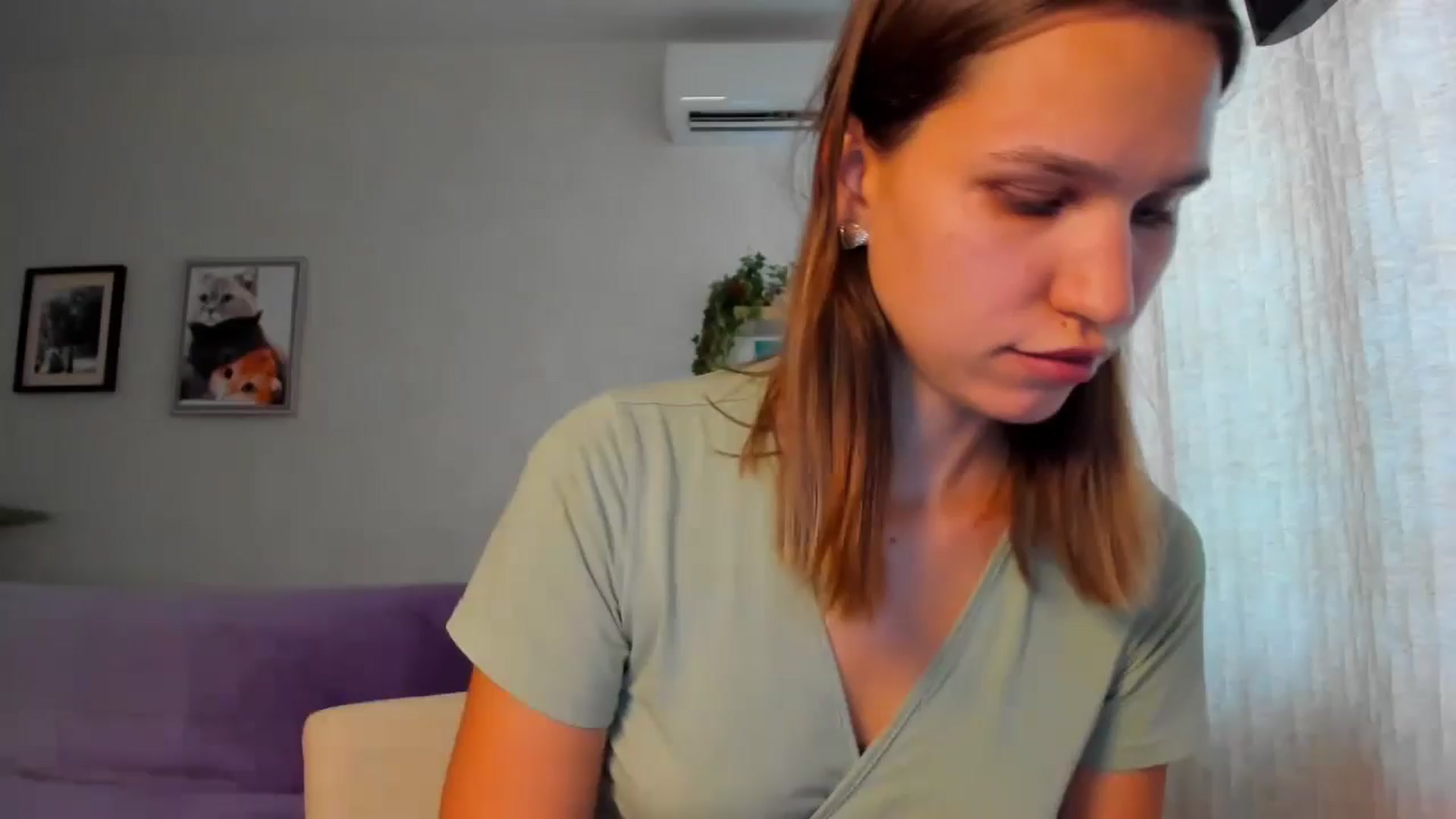 Gallery image thumbnail from WaveOfLove's myfreecams stream on, 08/23/2024, 10:56 image 5 of 20