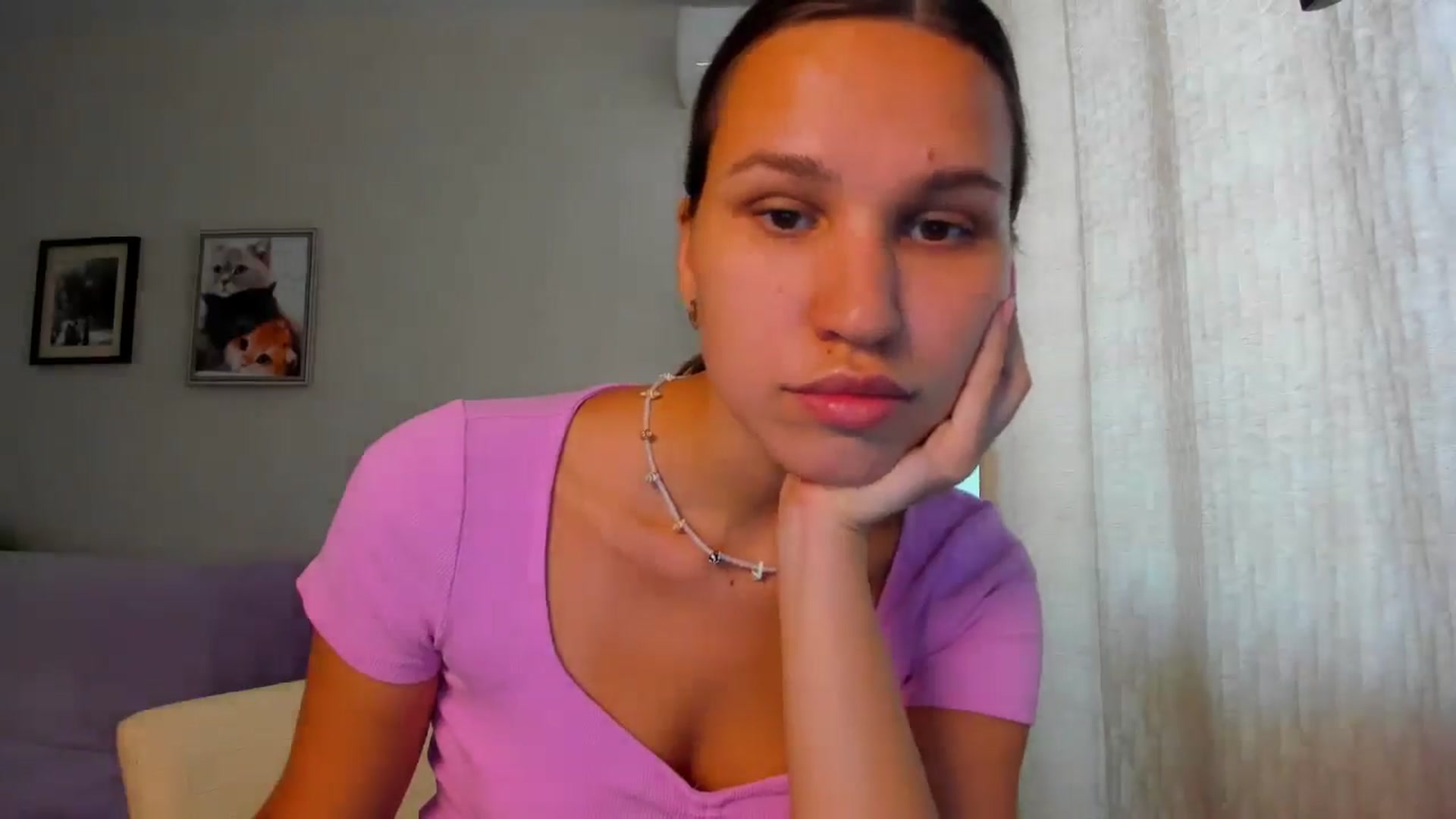 Gallery image thumbnail from WaveOfLove's myfreecams stream on, 08/27/2024, 11:20 image 15 of 20