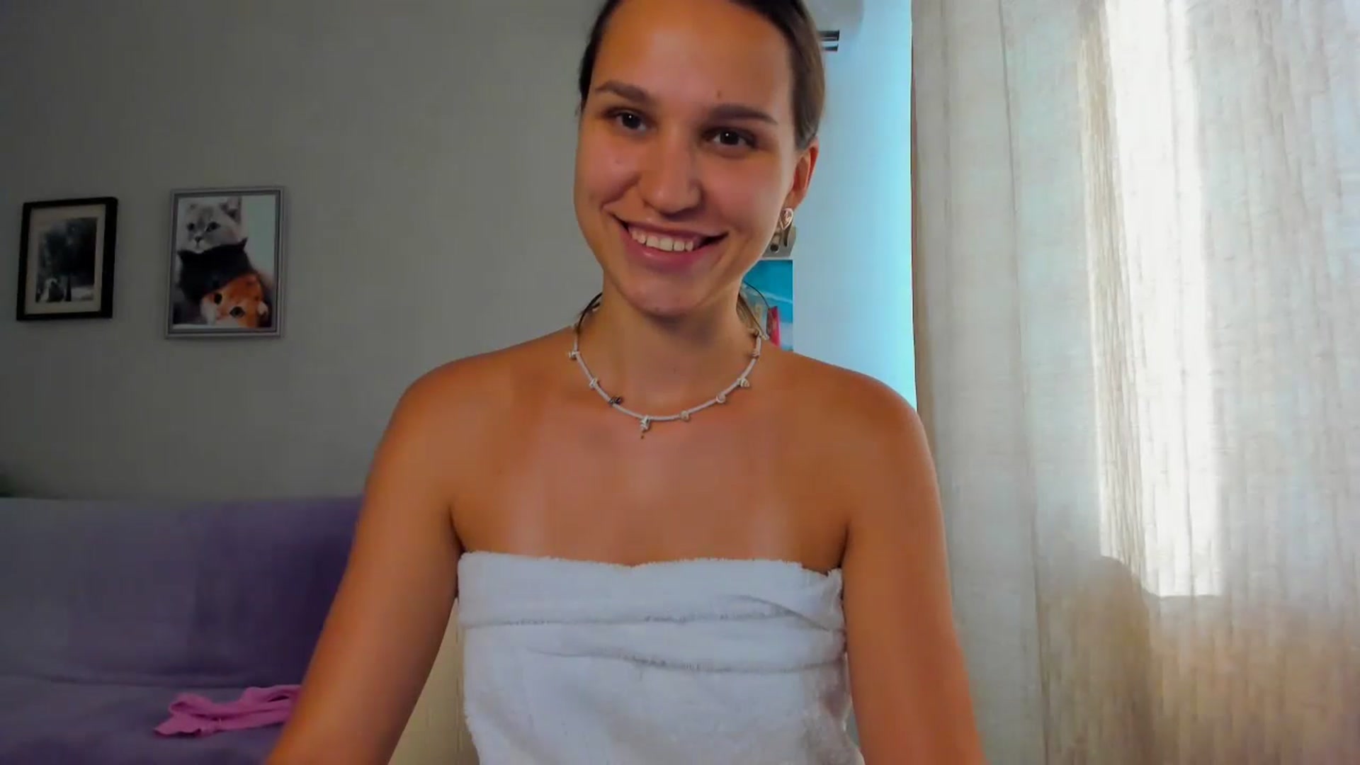 Gallery image thumbnail from WaveOfLove's myfreecams stream on, 08/27/2024, 13:17 image 19 of 20
