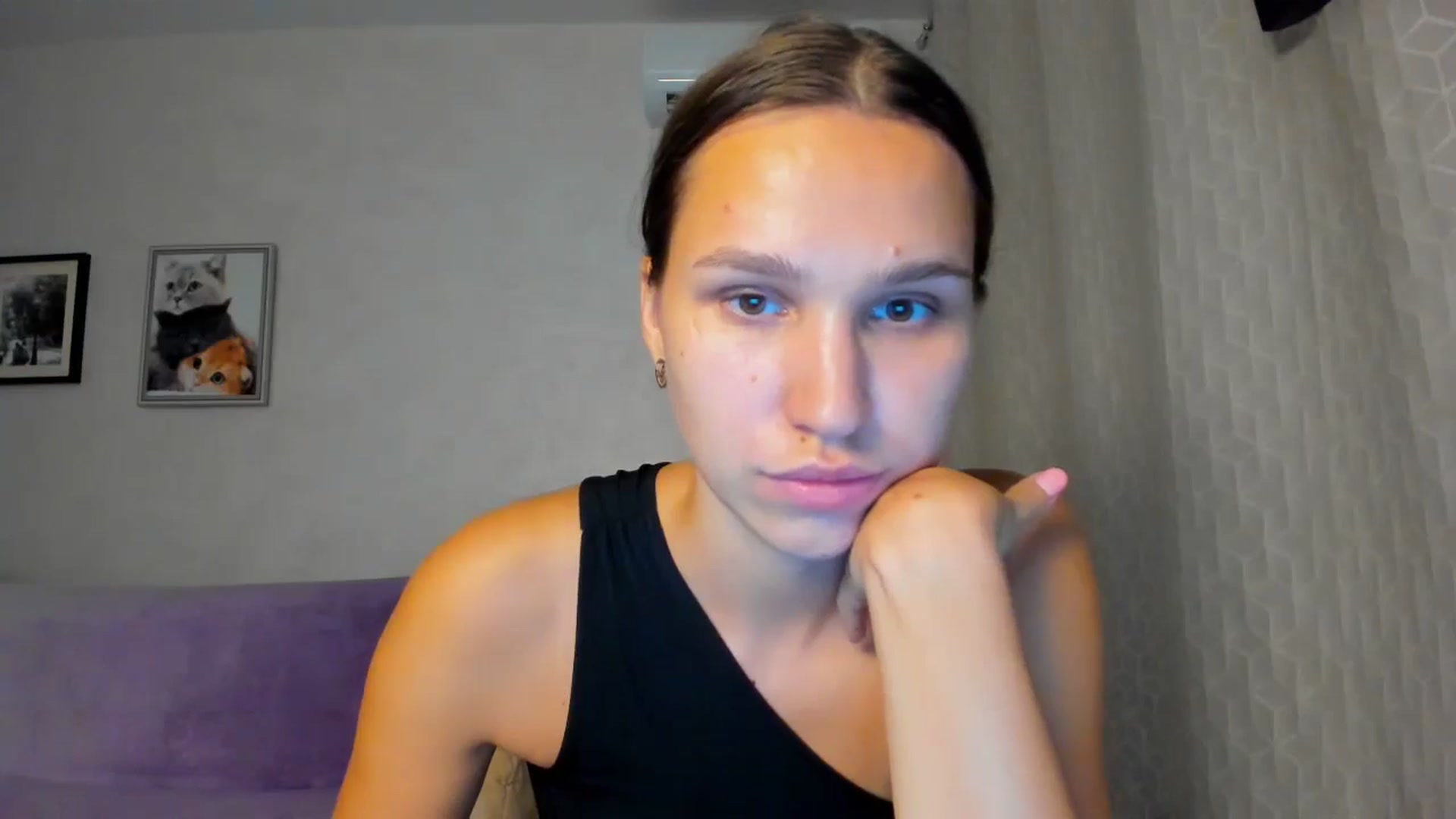 Gallery image thumbnail from WaveOfLove's myfreecams stream on, 08/30/2024, 17:12 image 8 of 20