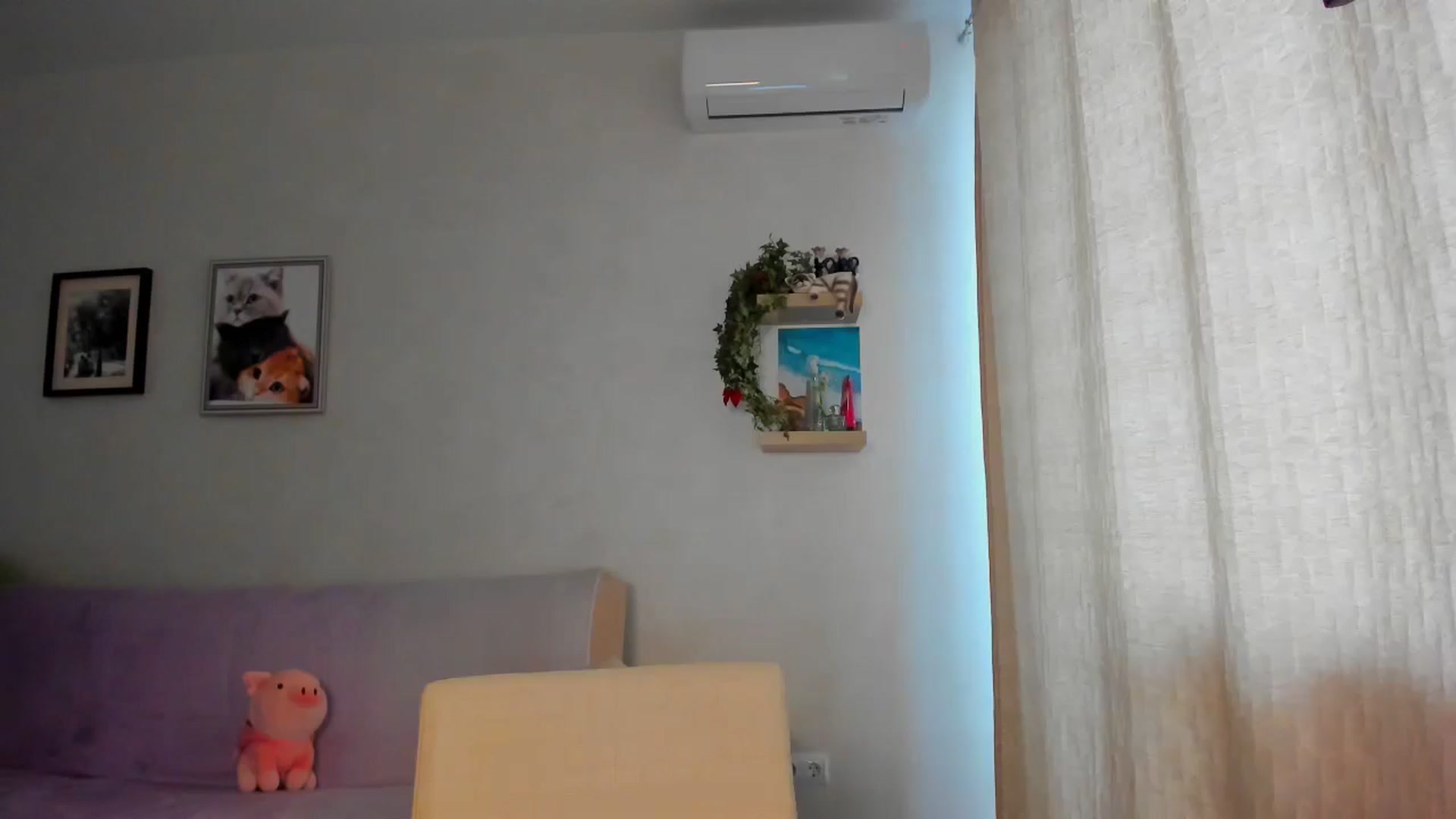 Gallery image thumbnail from WaveOfLove's myfreecams stream on, 09/10/2024, 11:40 image 17 of 20