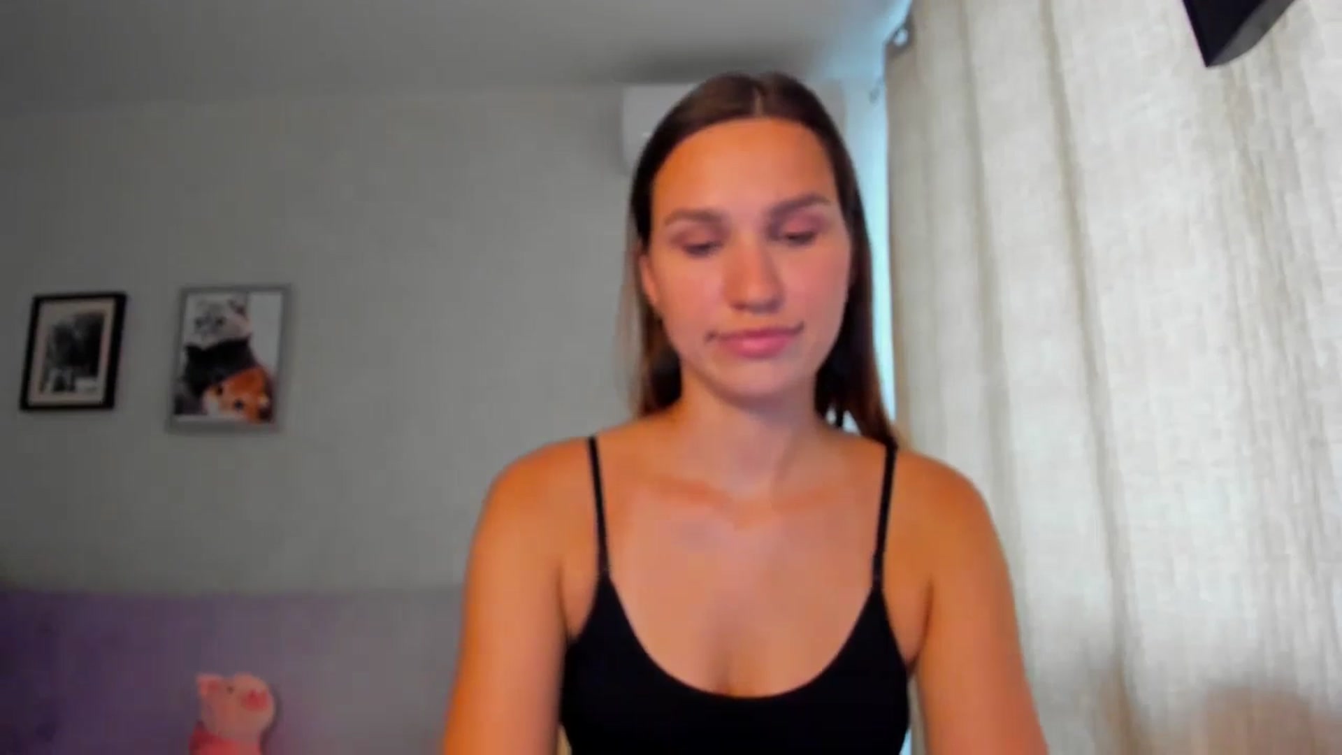 Gallery image thumbnail from WaveOfLove's myfreecams stream on, 09/10/2024, 11:57 image 13 of 20