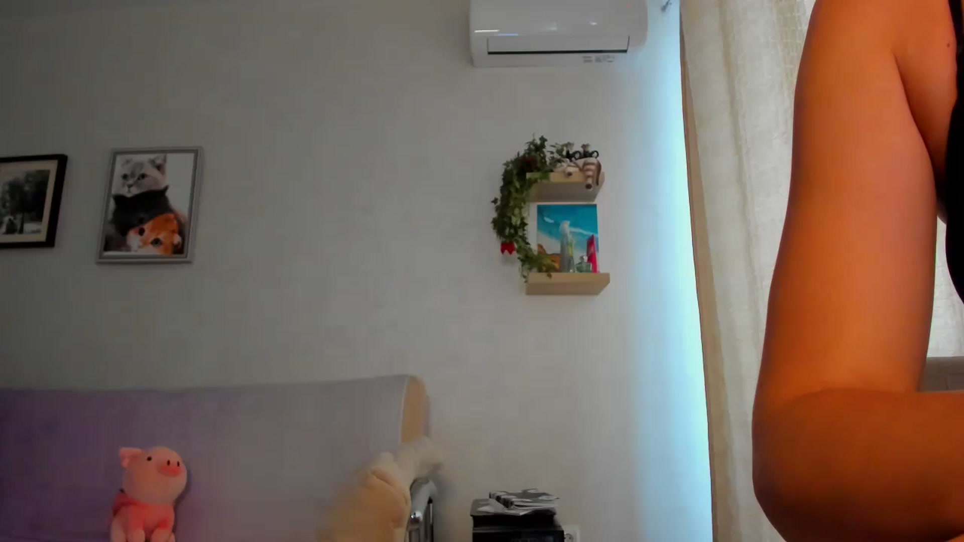 Gallery image thumbnail from WaveOfLove's myfreecams stream on, 09/10/2024, 11:57 image 1 of 20
