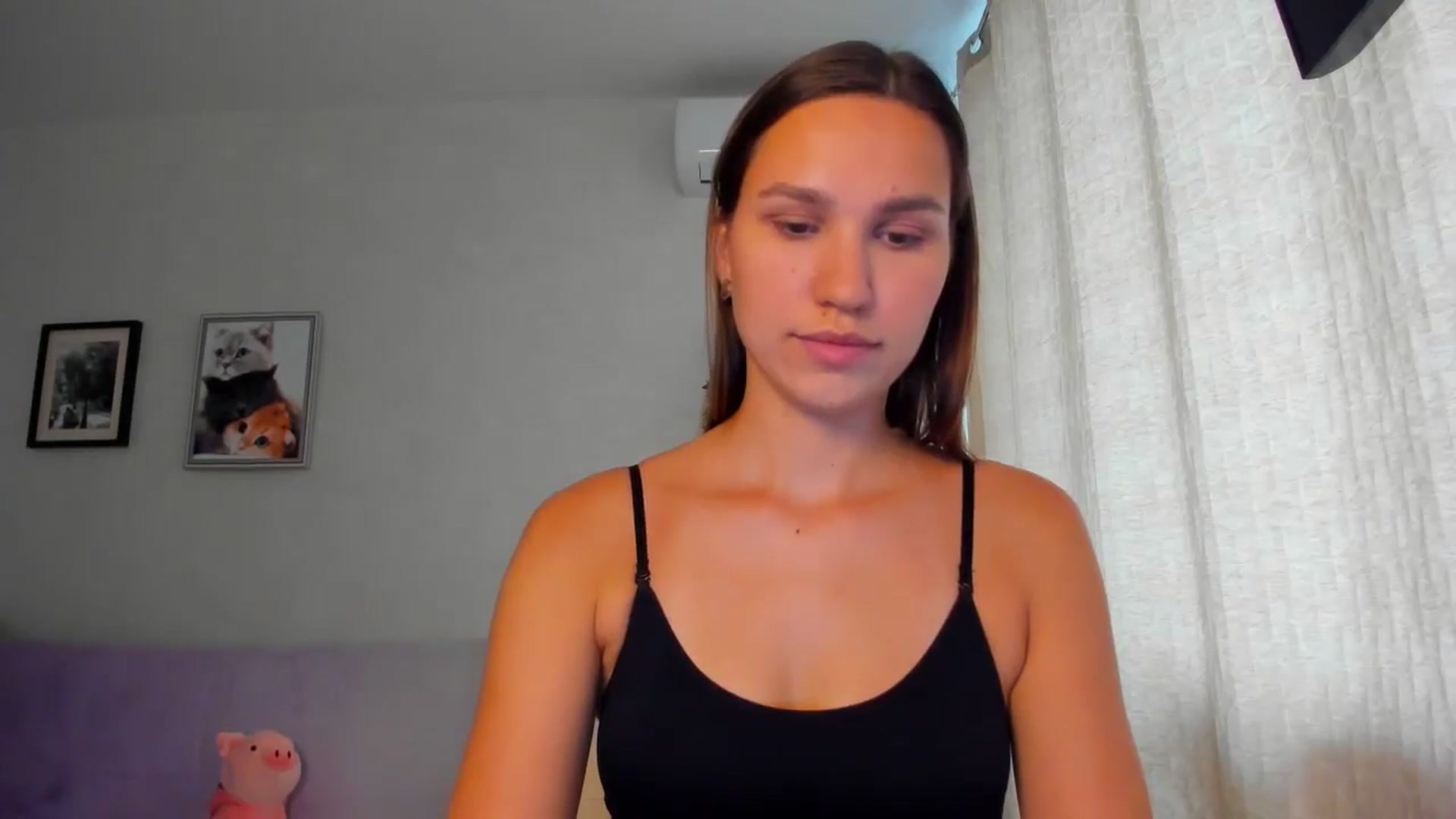 Gallery image thumbnail from WaveOfLove's myfreecams stream on, 09/10/2024, 11:57 image 18 of 20