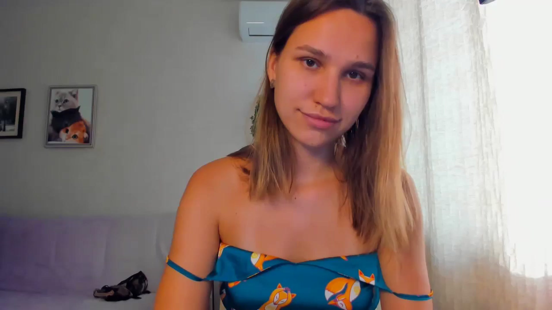 Gallery image thumbnail from WaveOfLove's myfreecams stream on, 09/12/2024, 12:44 image 20 of 20