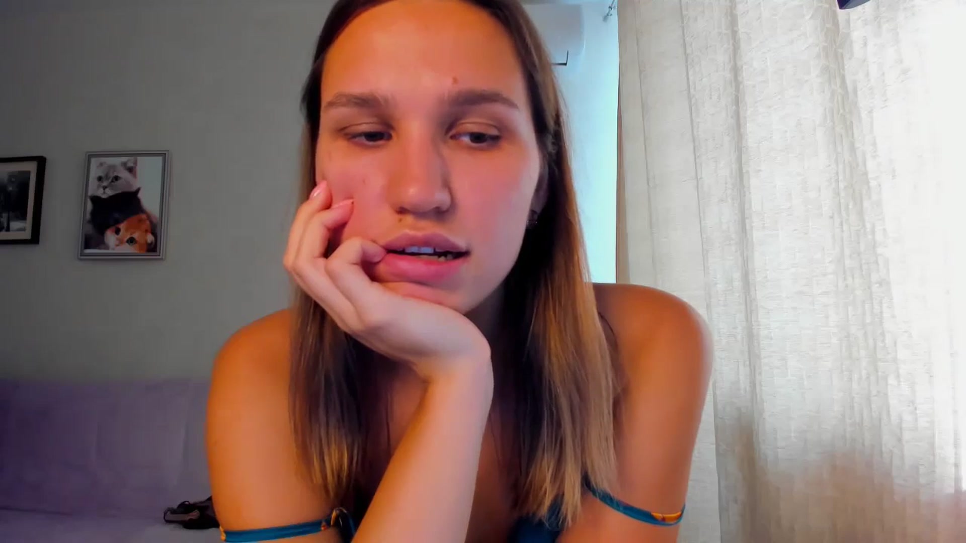 Gallery image thumbnail from WaveOfLove's myfreecams stream on, 09/12/2024, 12:44 image 15 of 20