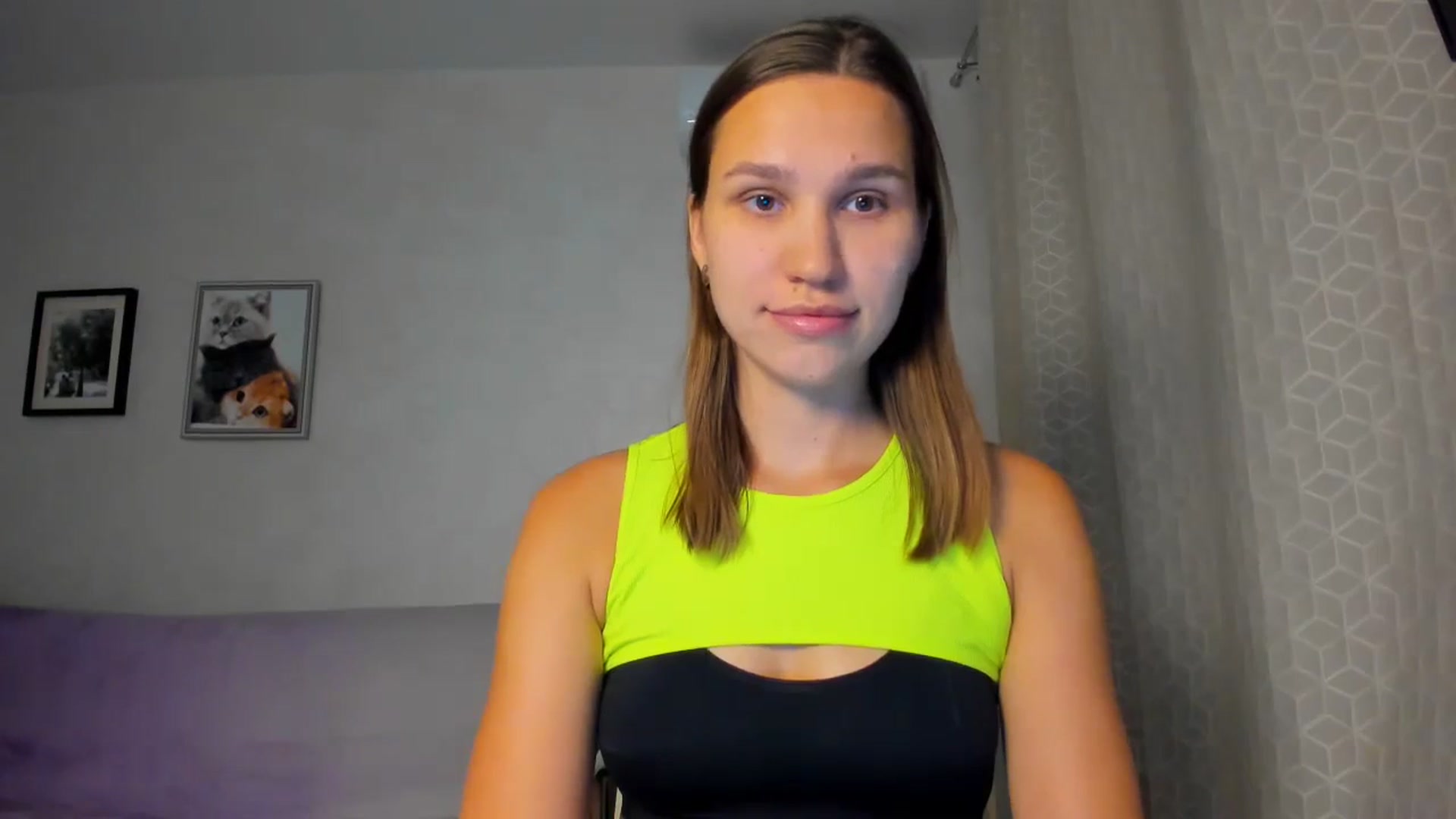 Gallery image thumbnail from WaveOfLove's myfreecams stream on, 09/13/2024, 16:07 image 18 of 20