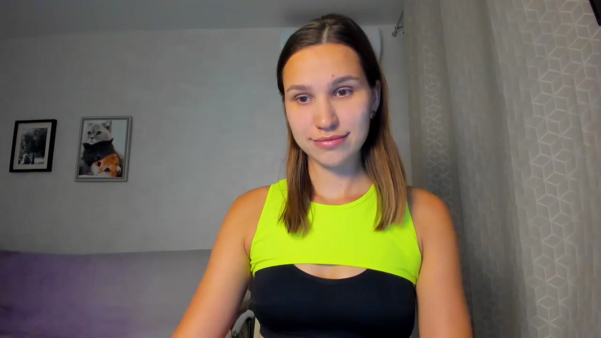 Gallery image thumbnail from WaveOfLove's myfreecams stream on, 09/13/2024, 16:07 image 17 of 20