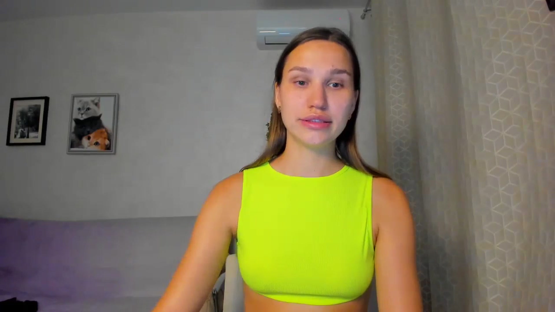 Gallery image thumbnail from WaveOfLove's myfreecams stream on, 09/13/2024, 18:12 image 10 of 20