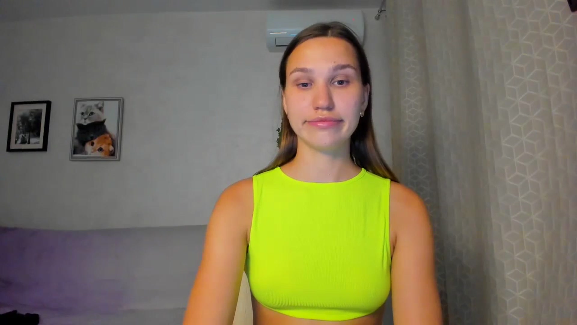 Gallery image thumbnail from WaveOfLove's myfreecams stream on, 09/13/2024, 18:12 image 9 of 20