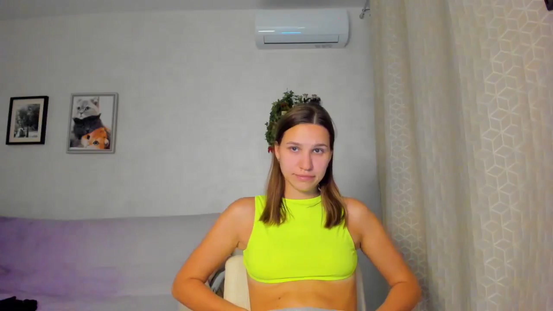 Gallery image thumbnail from WaveOfLove's myfreecams stream on, 09/13/2024, 18:12 image 20 of 20