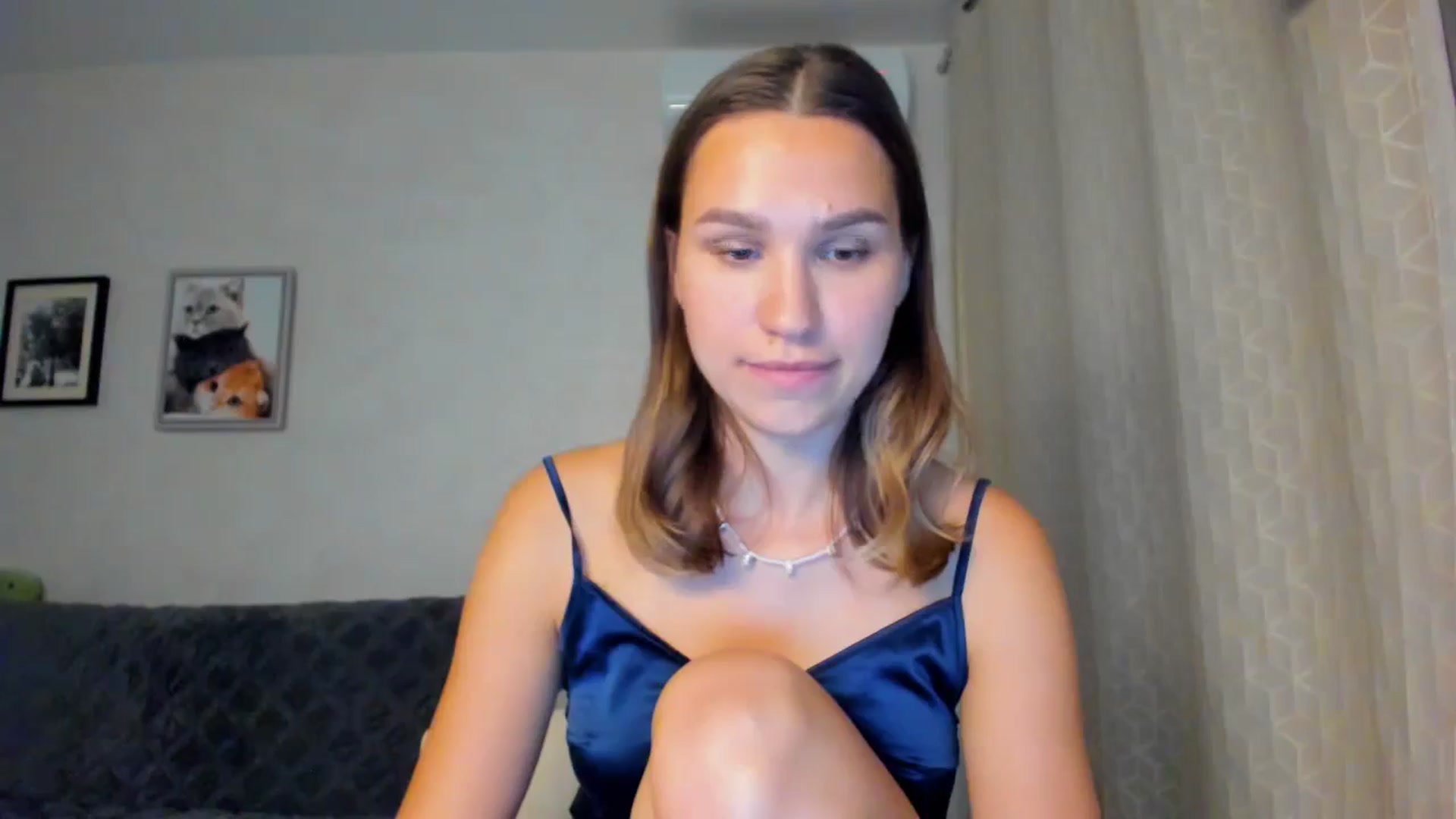 Gallery image thumbnail from WaveOfLove's myfreecams stream on, 10/01/2024, 19:02 image 4 of 20