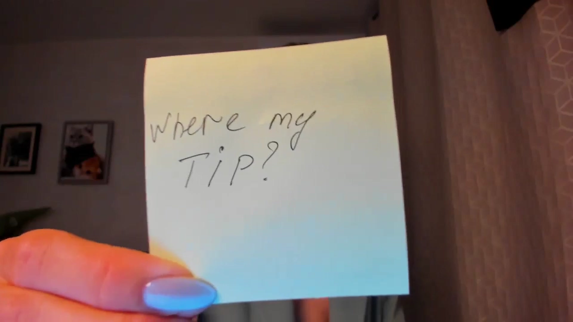 Gallery image thumbnail from WaveOfLove's myfreecams stream on, 10/11/2024, 19:23 image 10 of 20