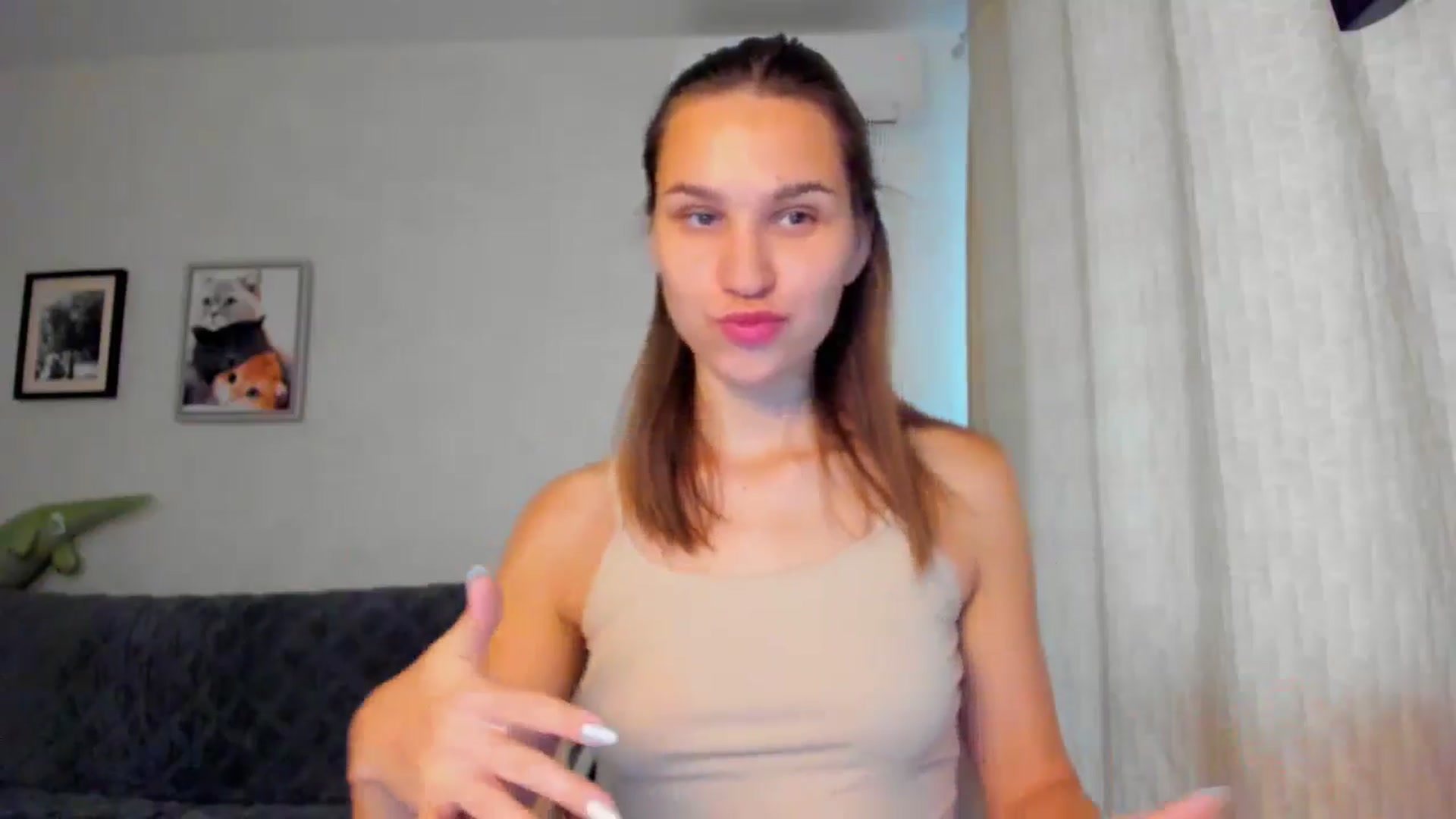 Gallery image thumbnail from WaveOfLove's myfreecams stream on, 10/17/2024, 10:26 image 9 of 20