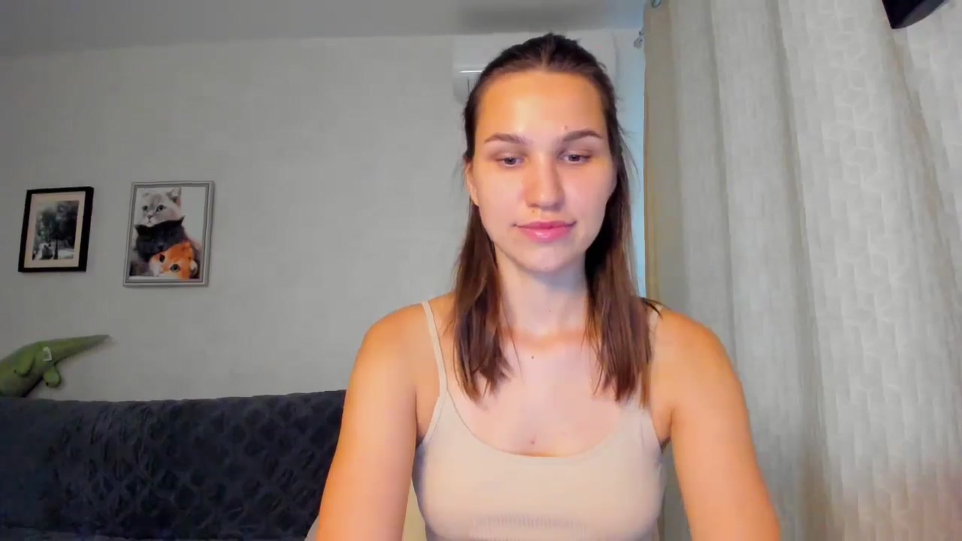 Gallery image thumbnail from WaveOfLove's myfreecams stream on, 10/17/2024, 11:28 image 11 of 20
