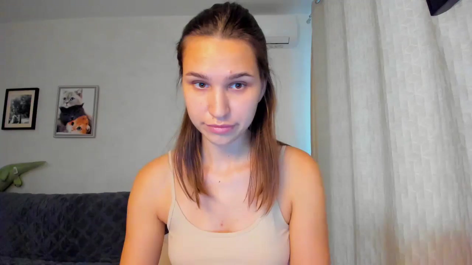 Gallery image thumbnail from WaveOfLove's myfreecams stream on, 10/17/2024, 12:33 image 1 of 20
