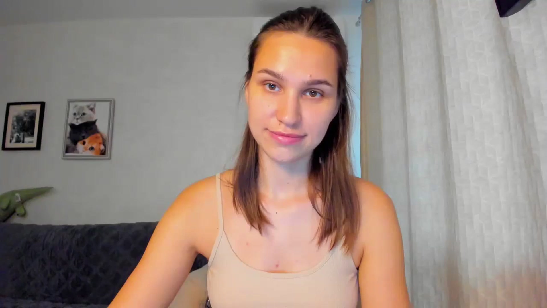 Gallery image thumbnail from WaveOfLove's myfreecams stream on, 10/17/2024, 12:33 image 6 of 20