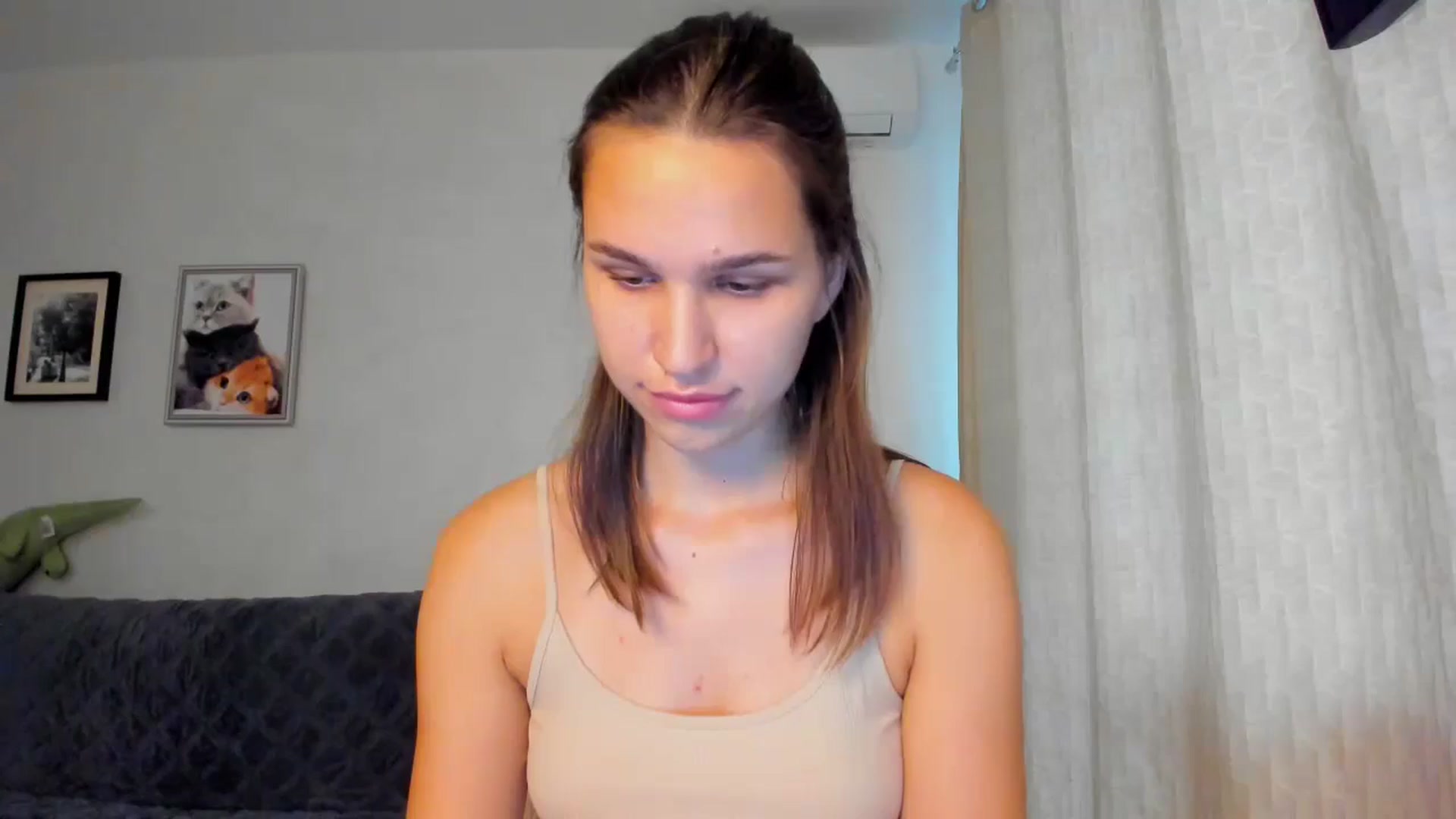 Gallery image thumbnail from WaveOfLove's myfreecams stream on, 10/17/2024, 12:33 image 2 of 20